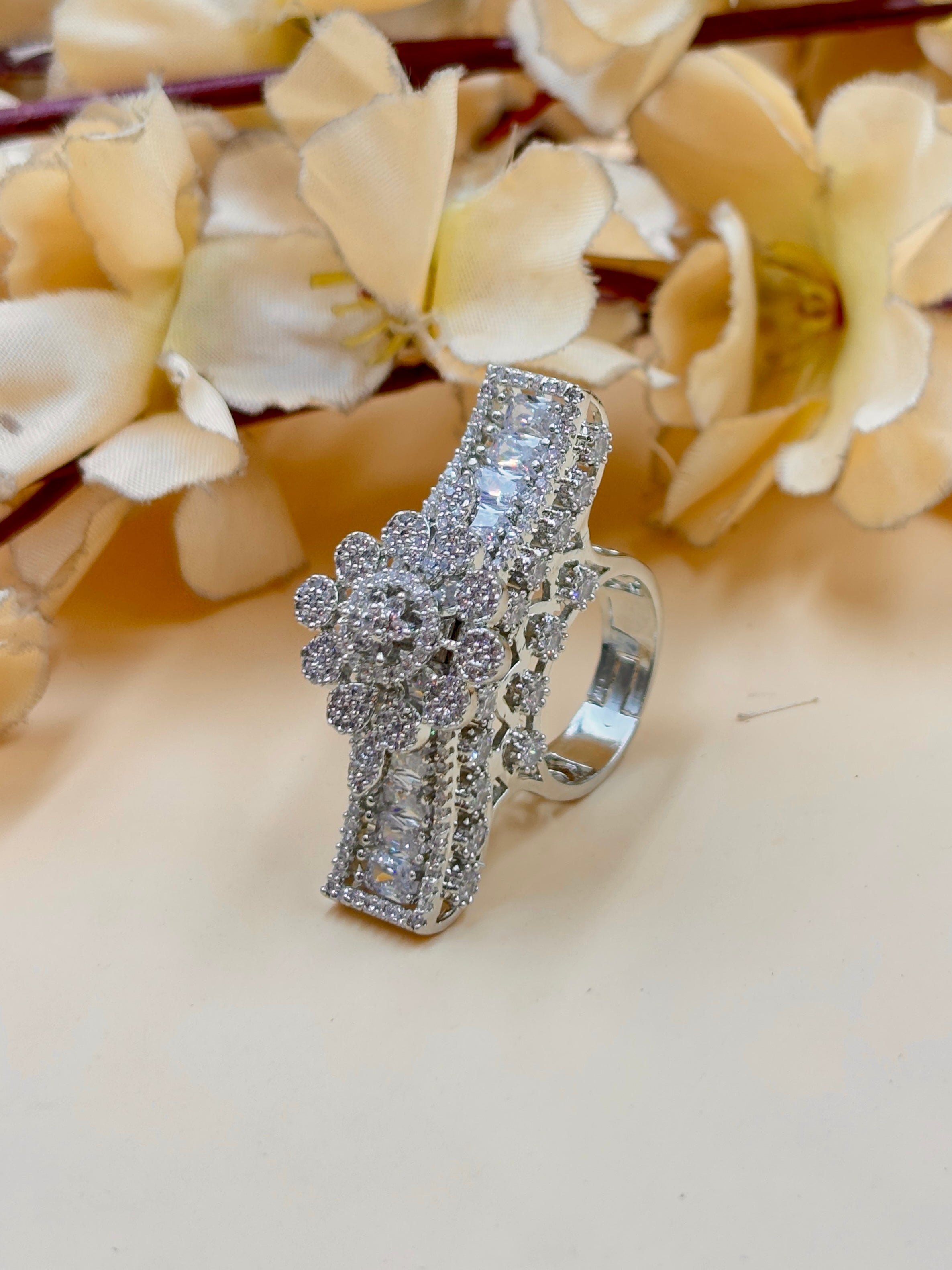 MINA RING