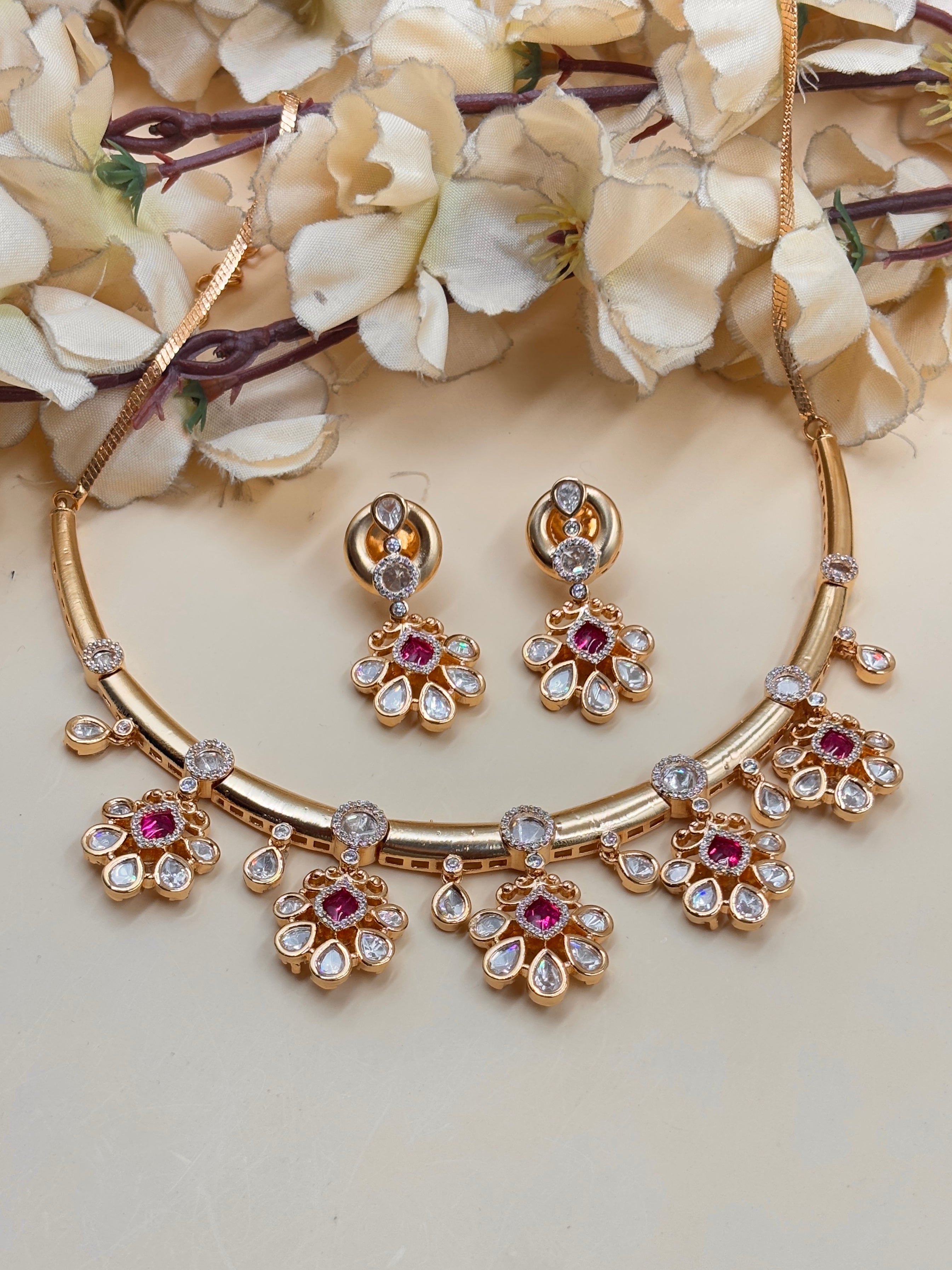 FALAK NECKLACE