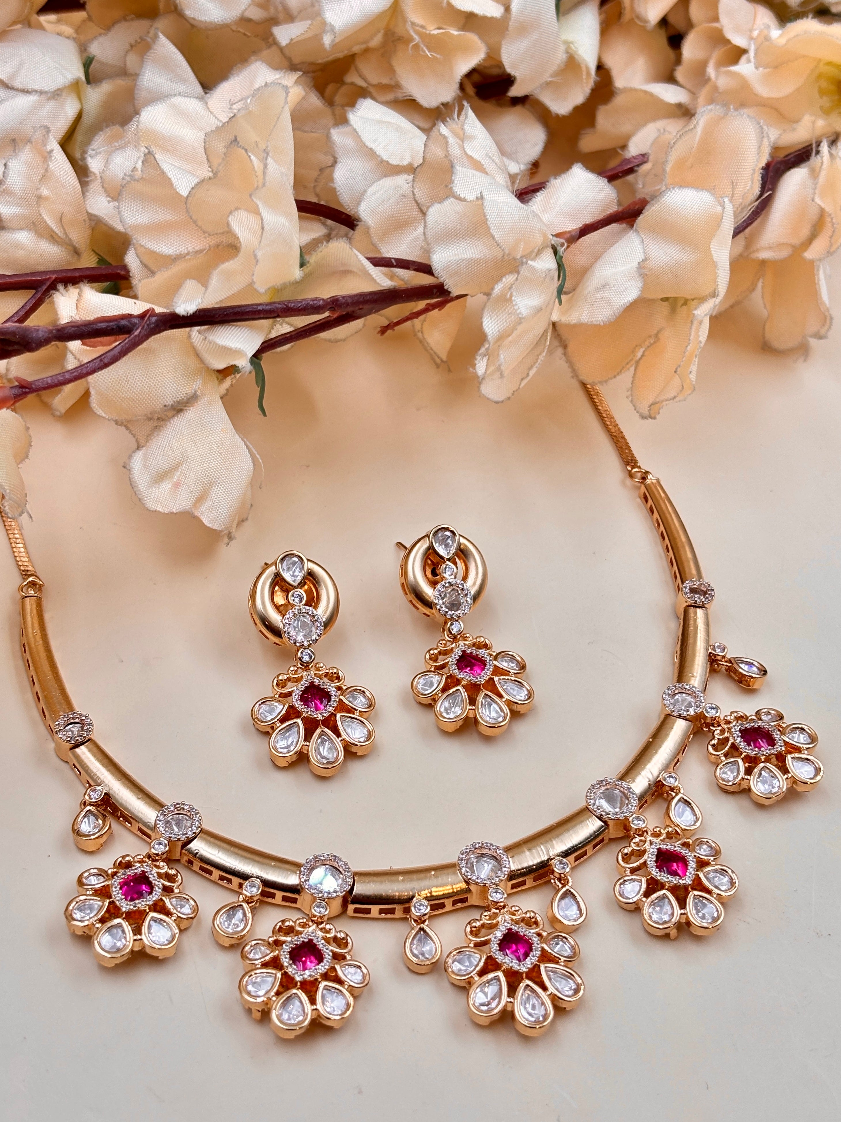 FALAK NECKLACE