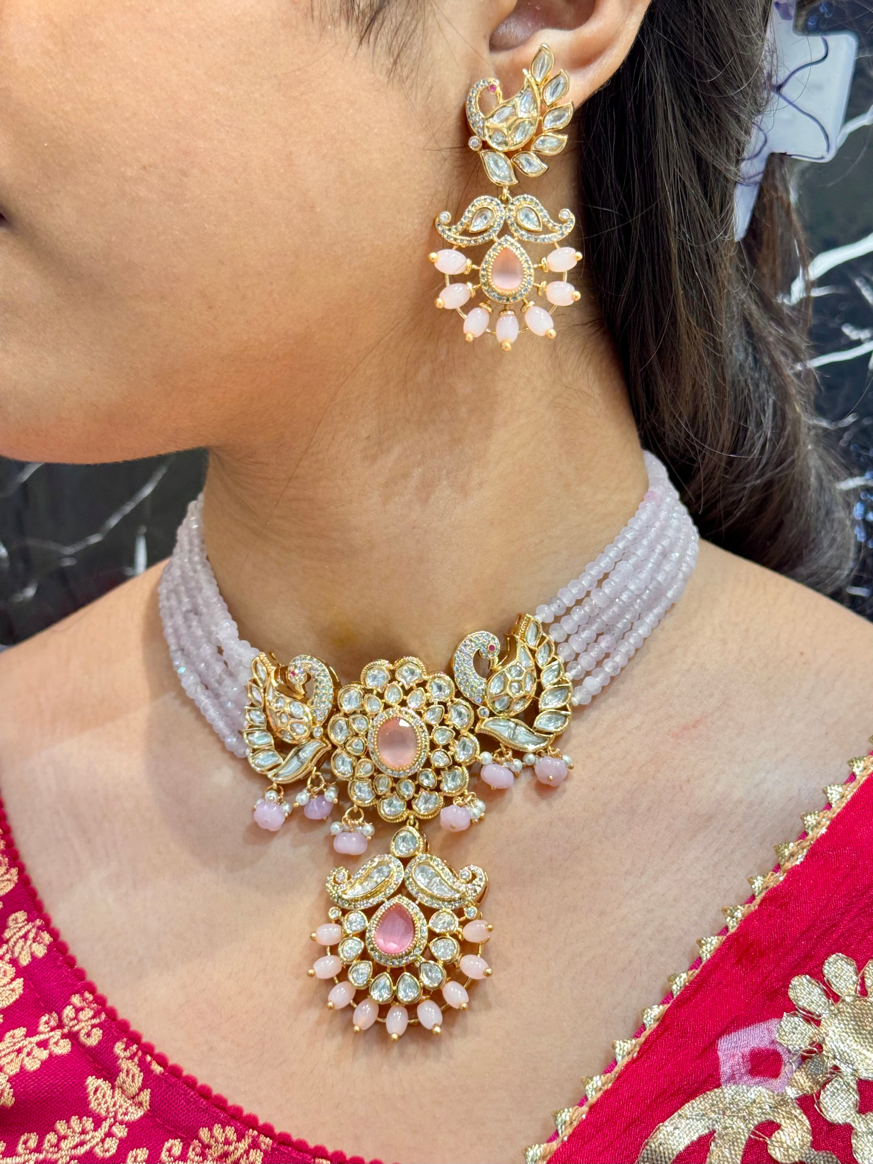 CHHAVI NECKLACE