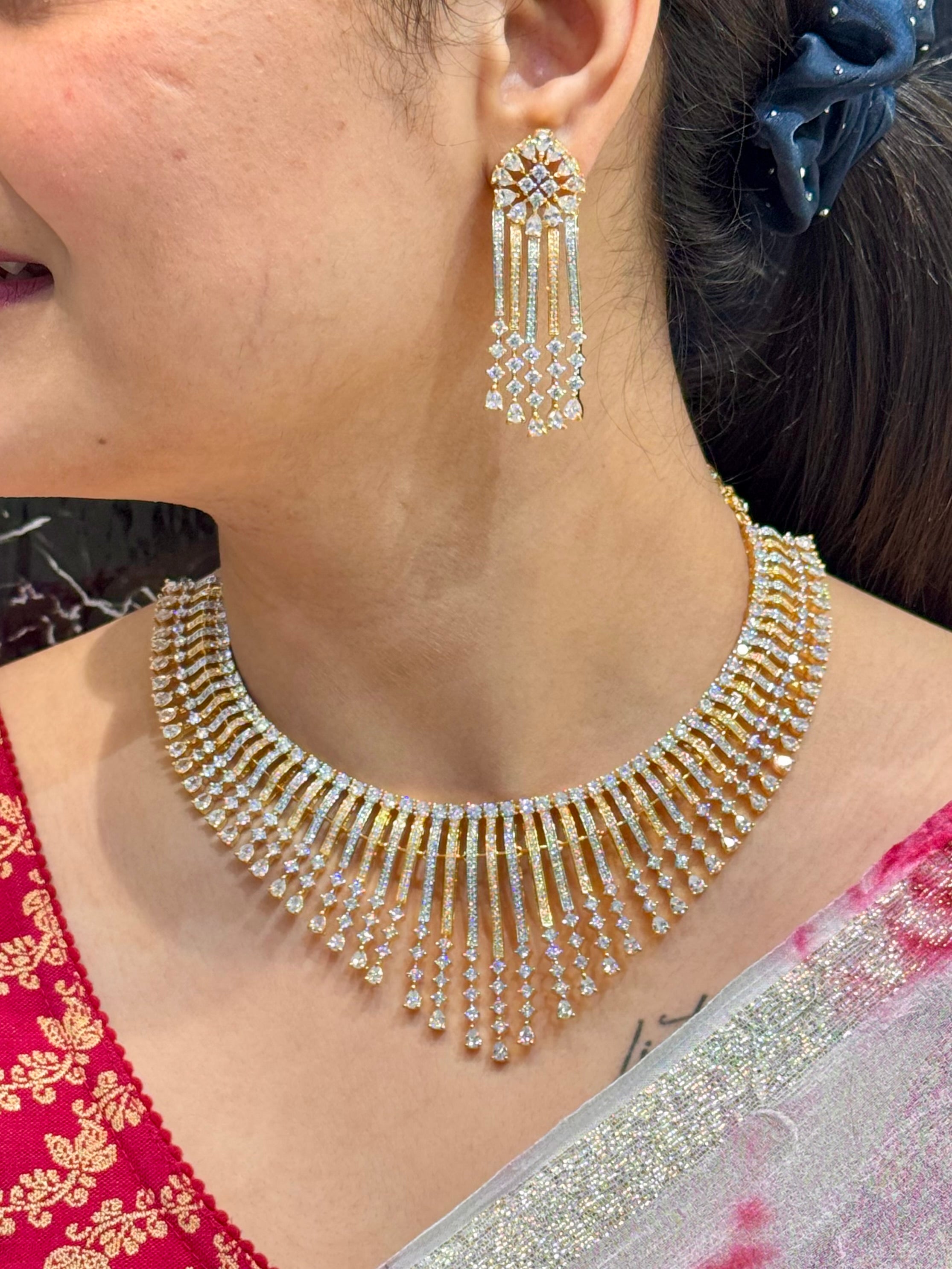 RIFAT NECKLACE