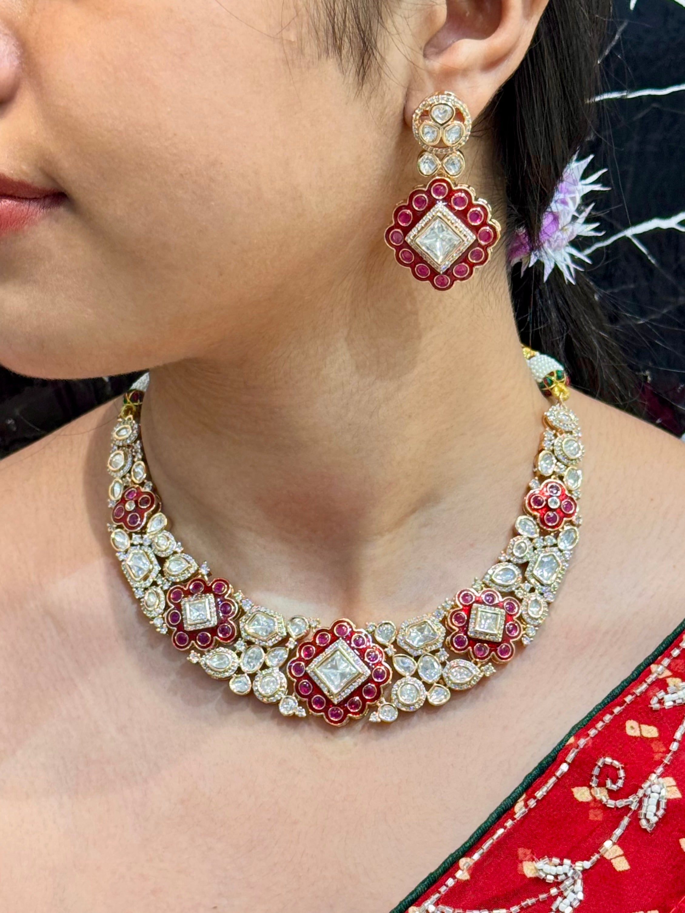 ZOYA NECKLACE