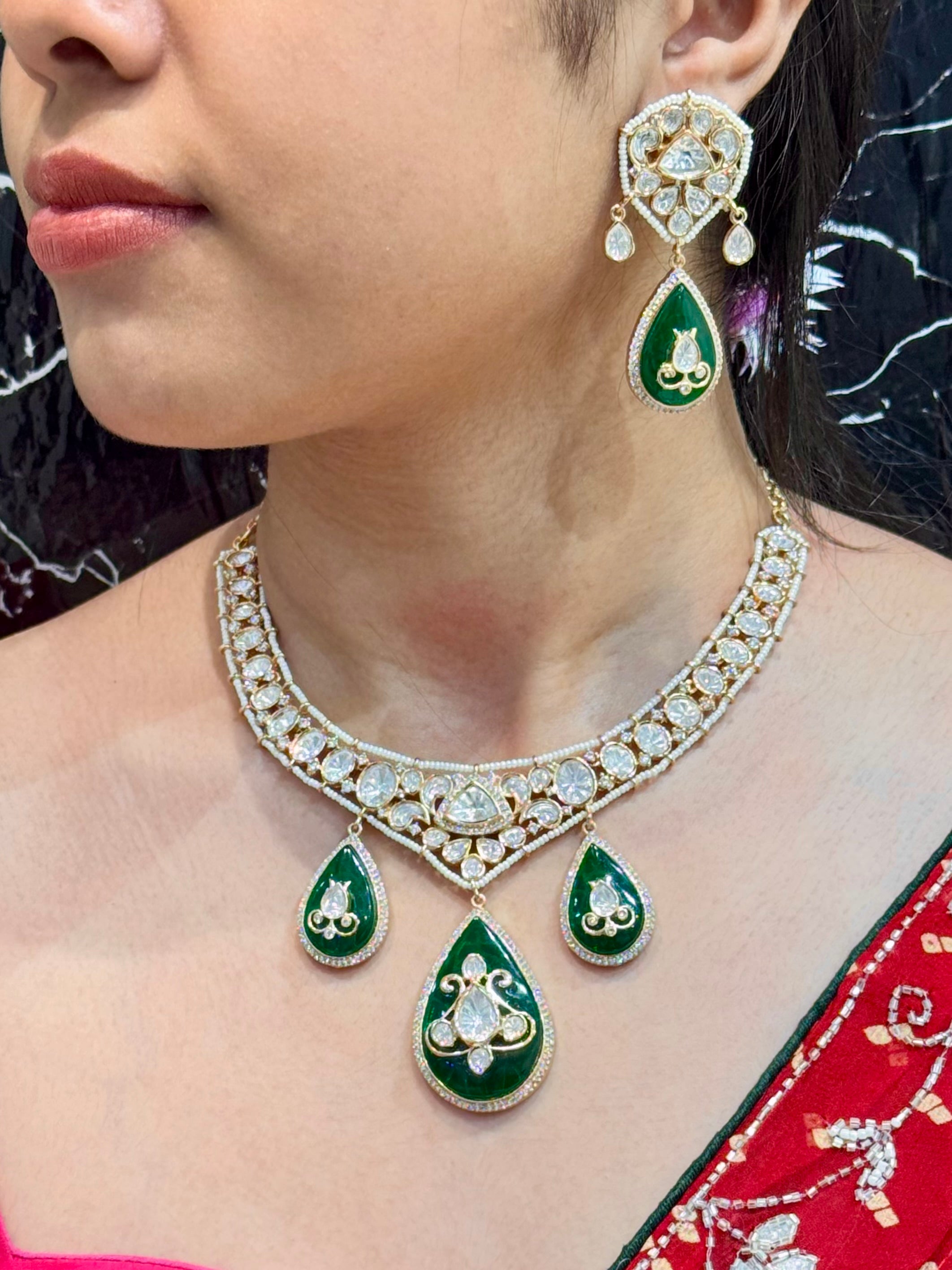 VANI NECKLACE