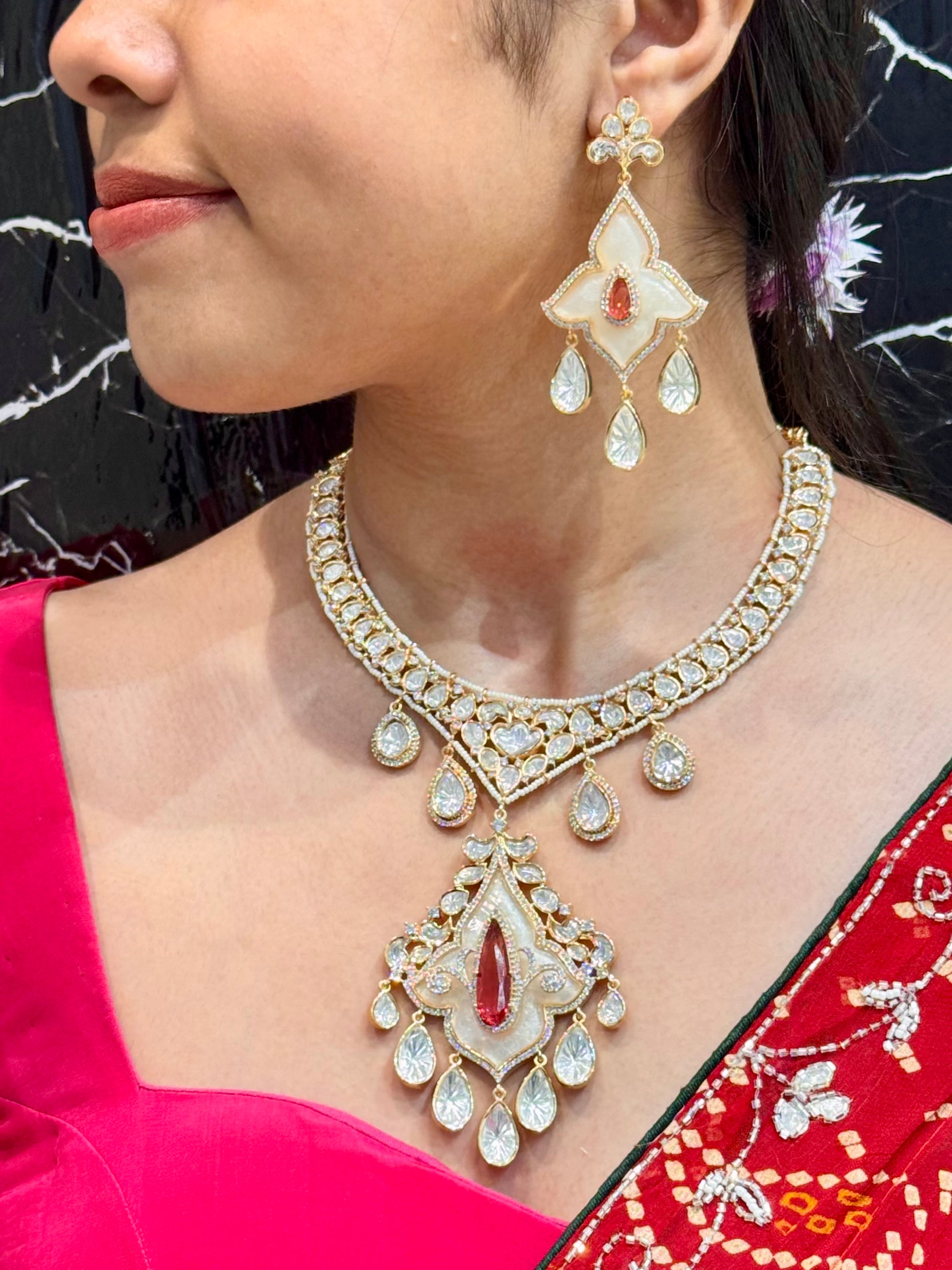 MEHER NECKLACE