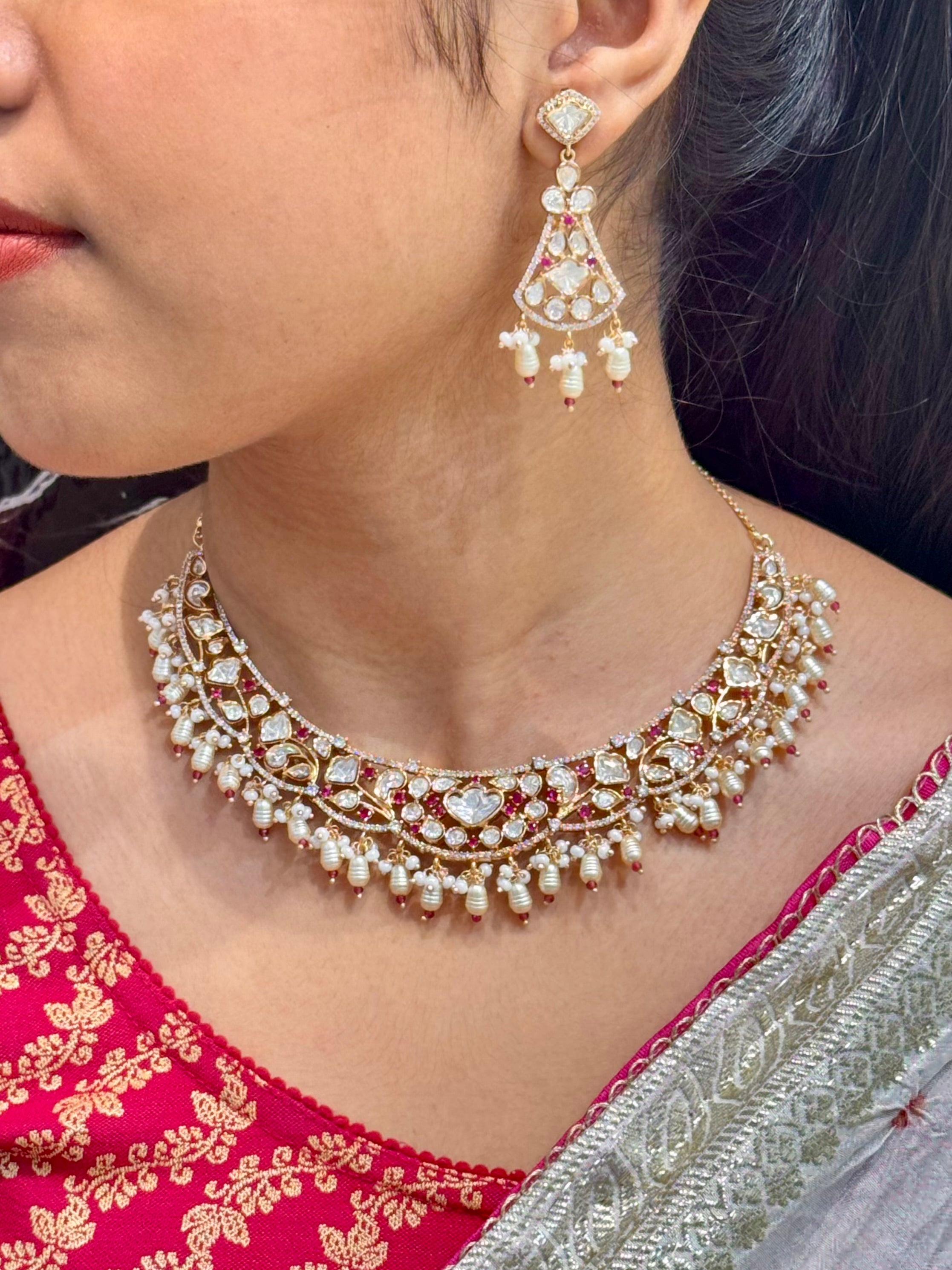MEERA NECKLACE