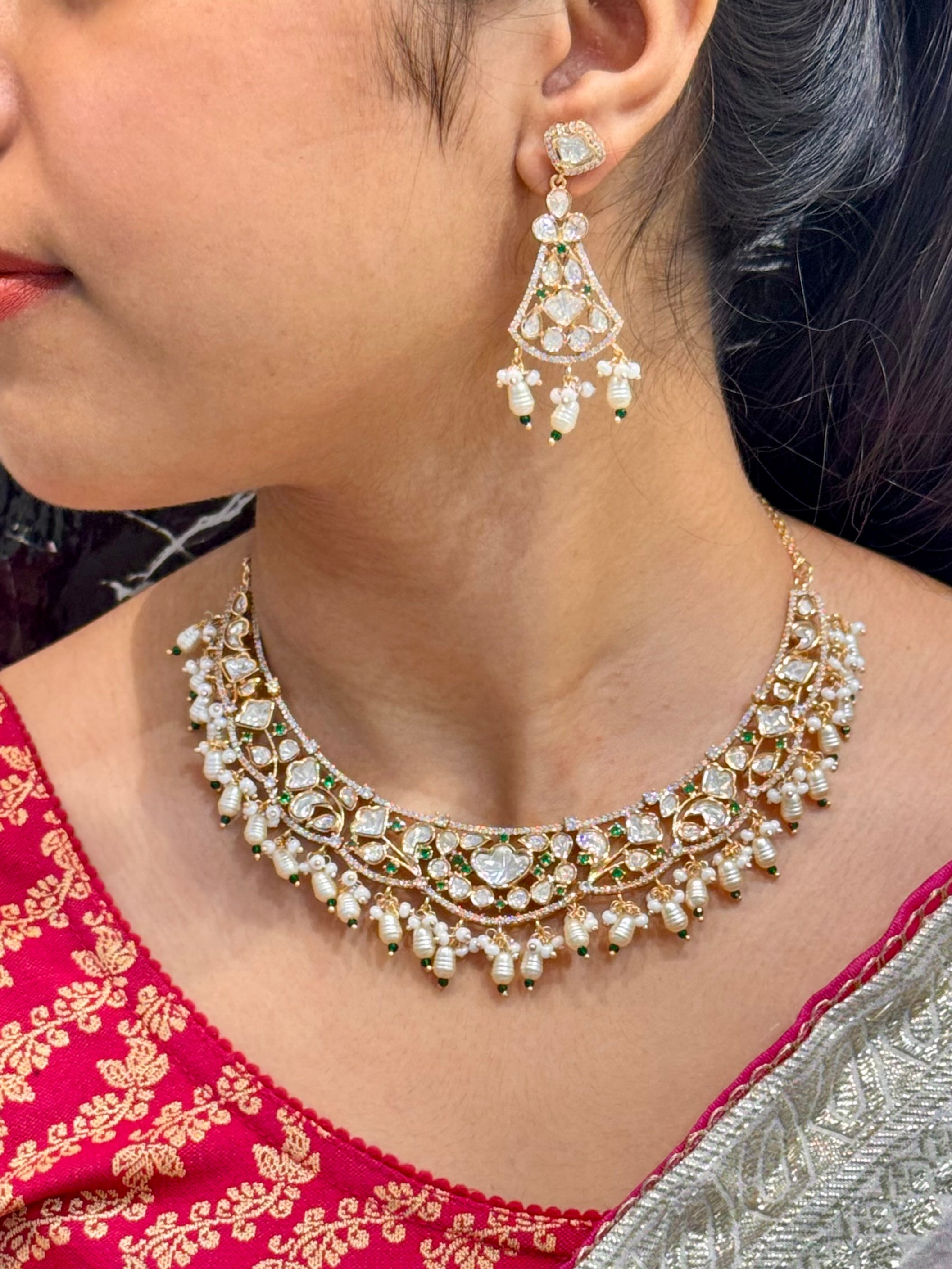 MEERA NECKLACE