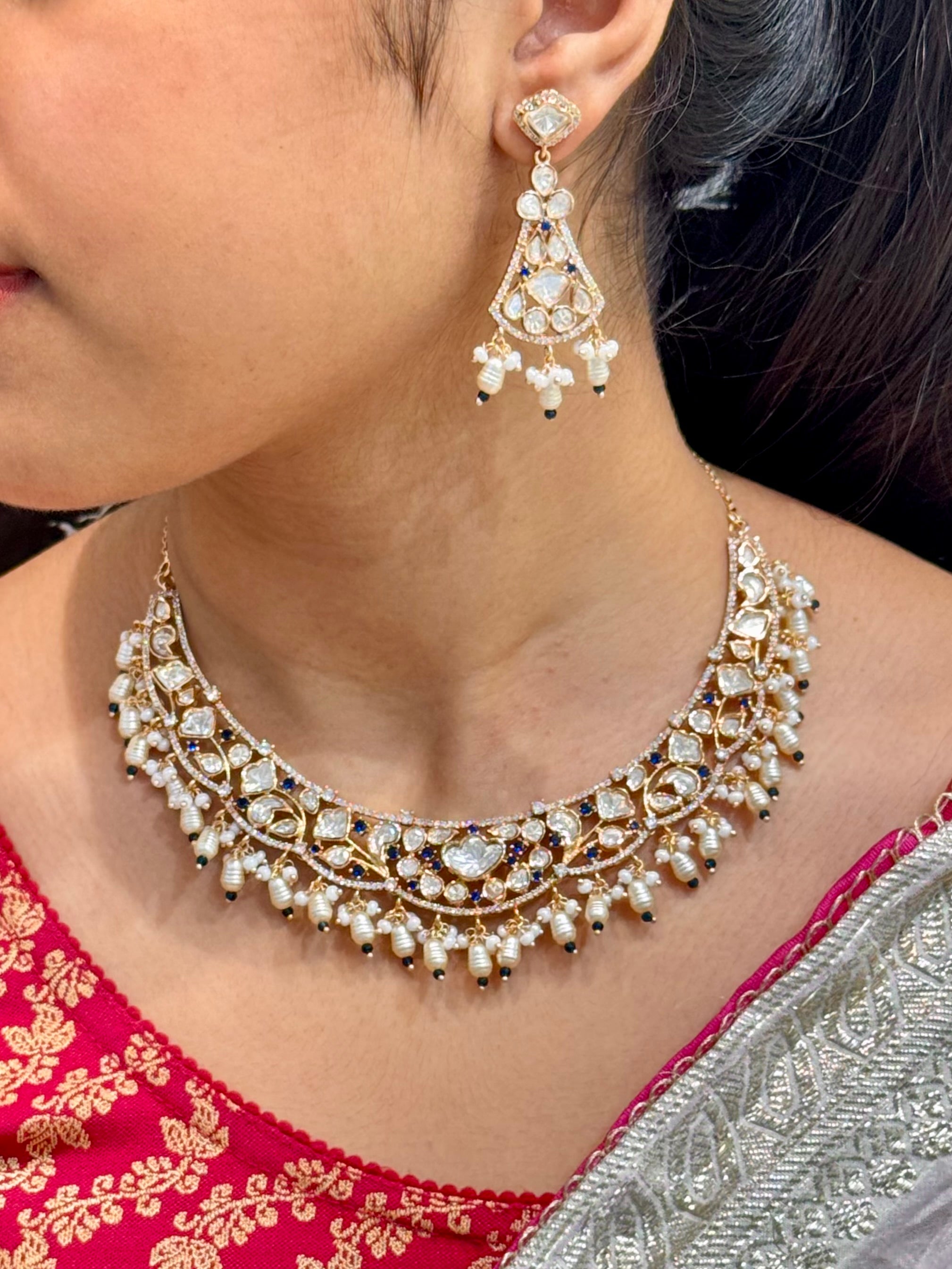 MEERA NECKLACE