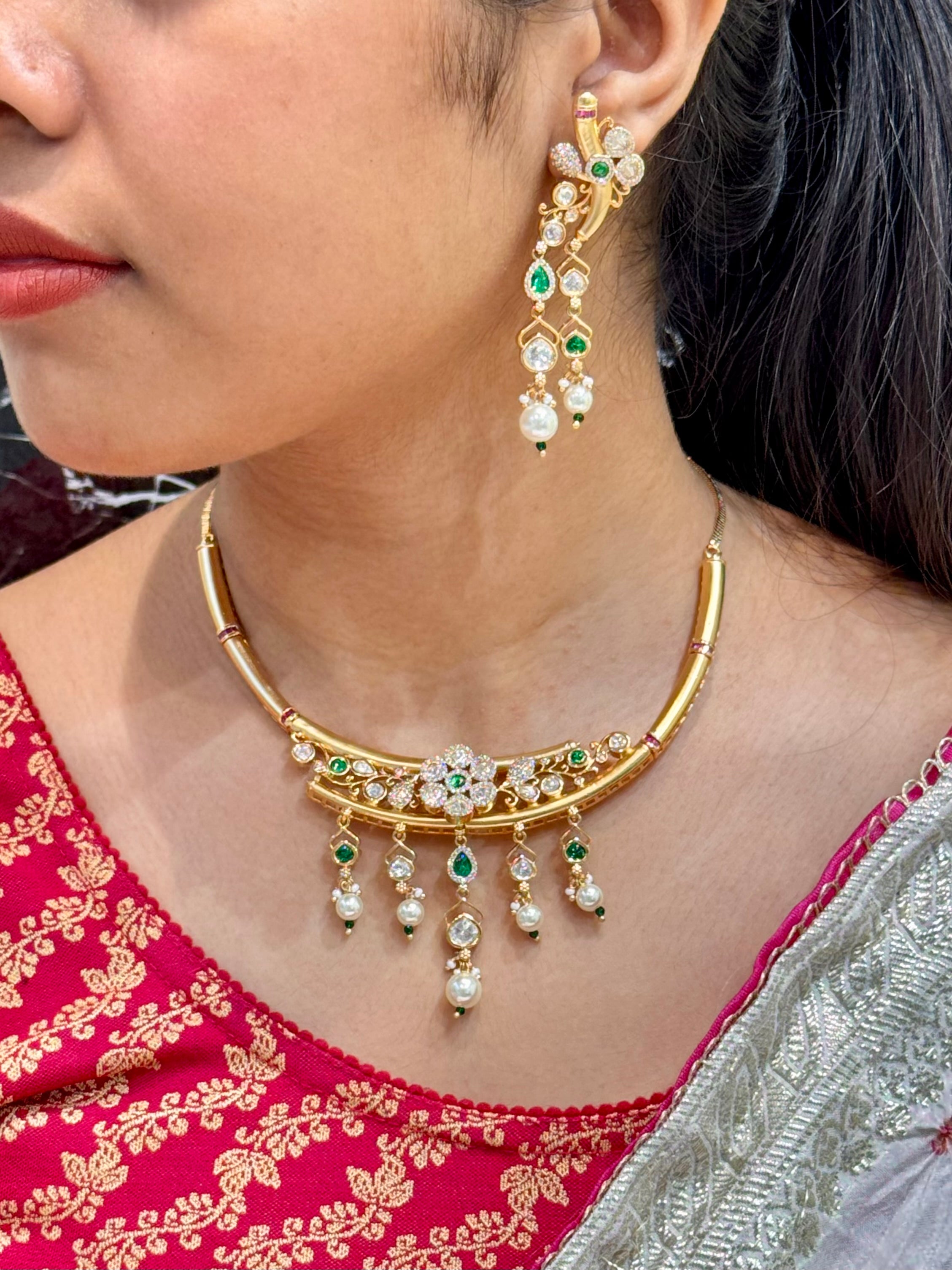 INAYA NECKLACE