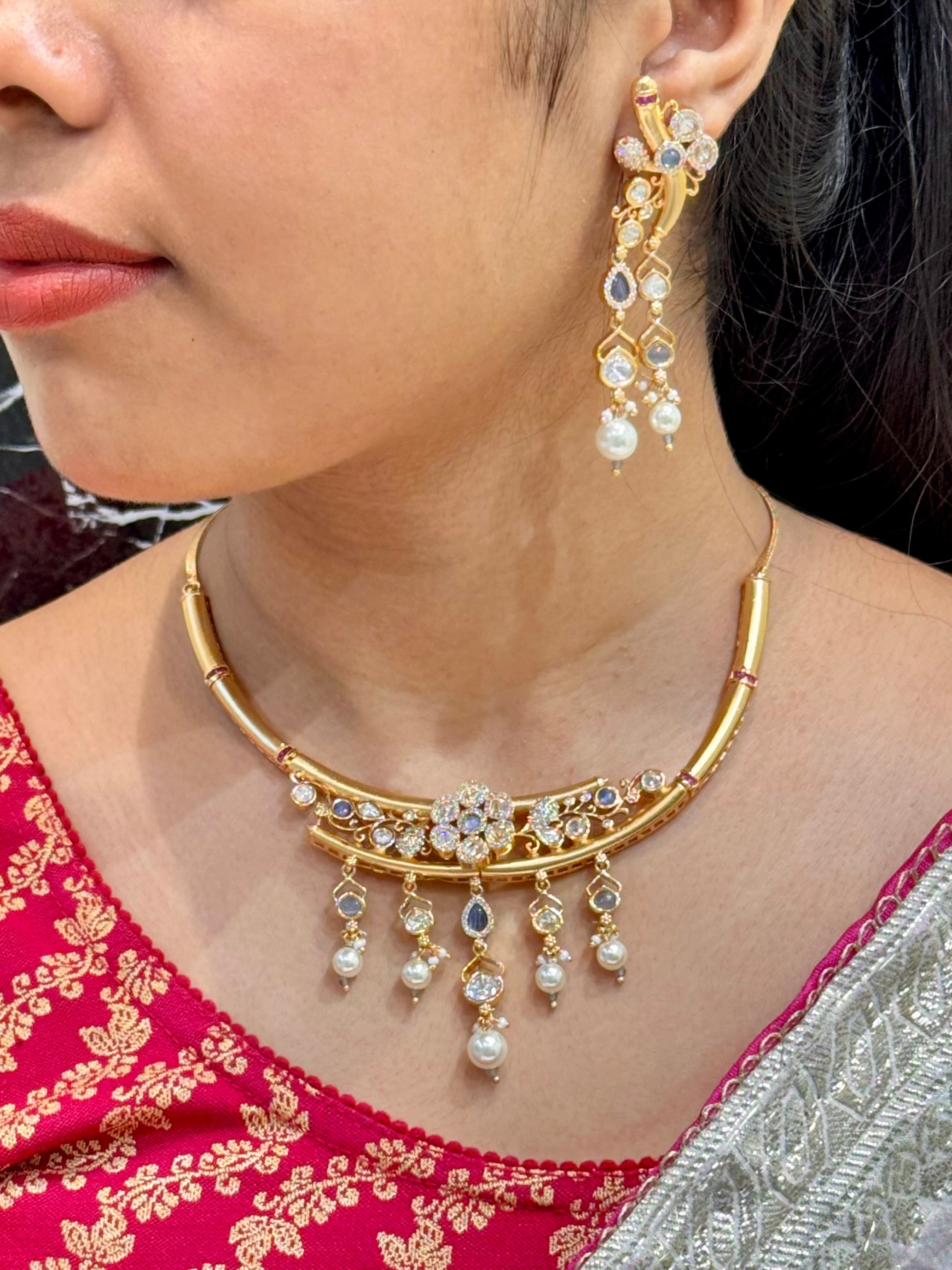 INAYA NECKLACE