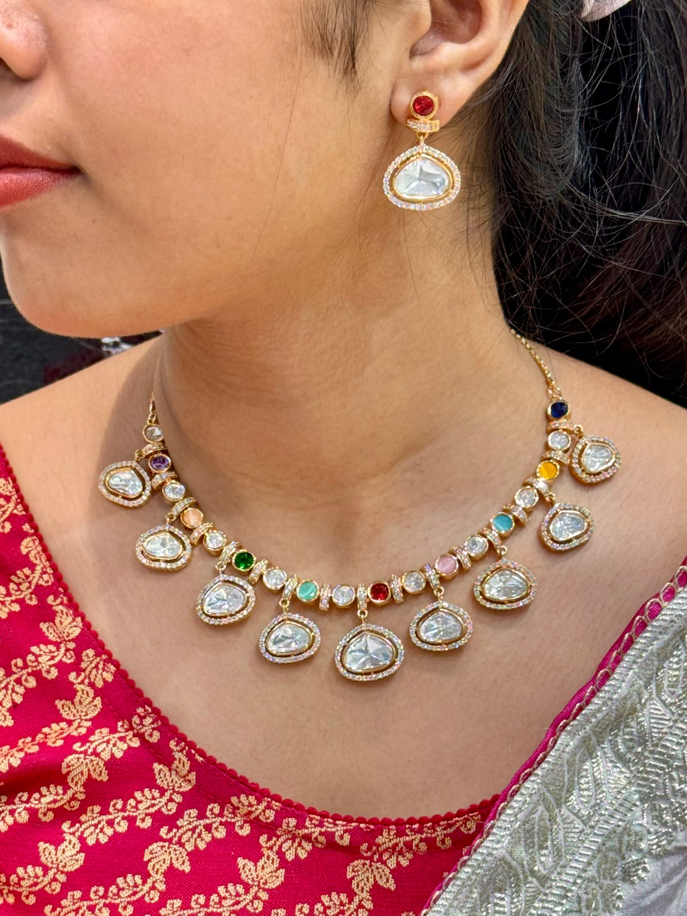 YASHNA NECKLACE
