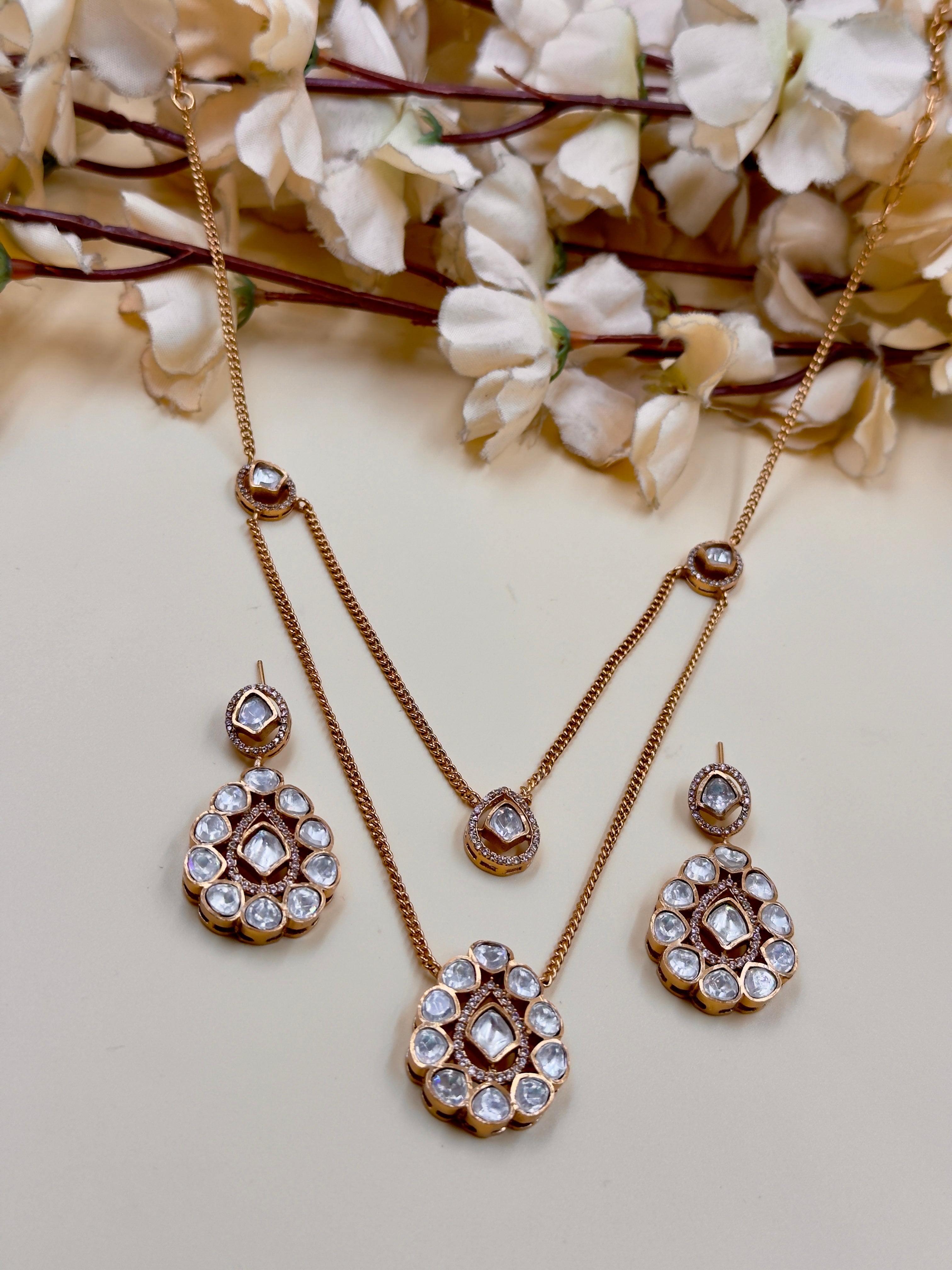 SURBHI PENDANT