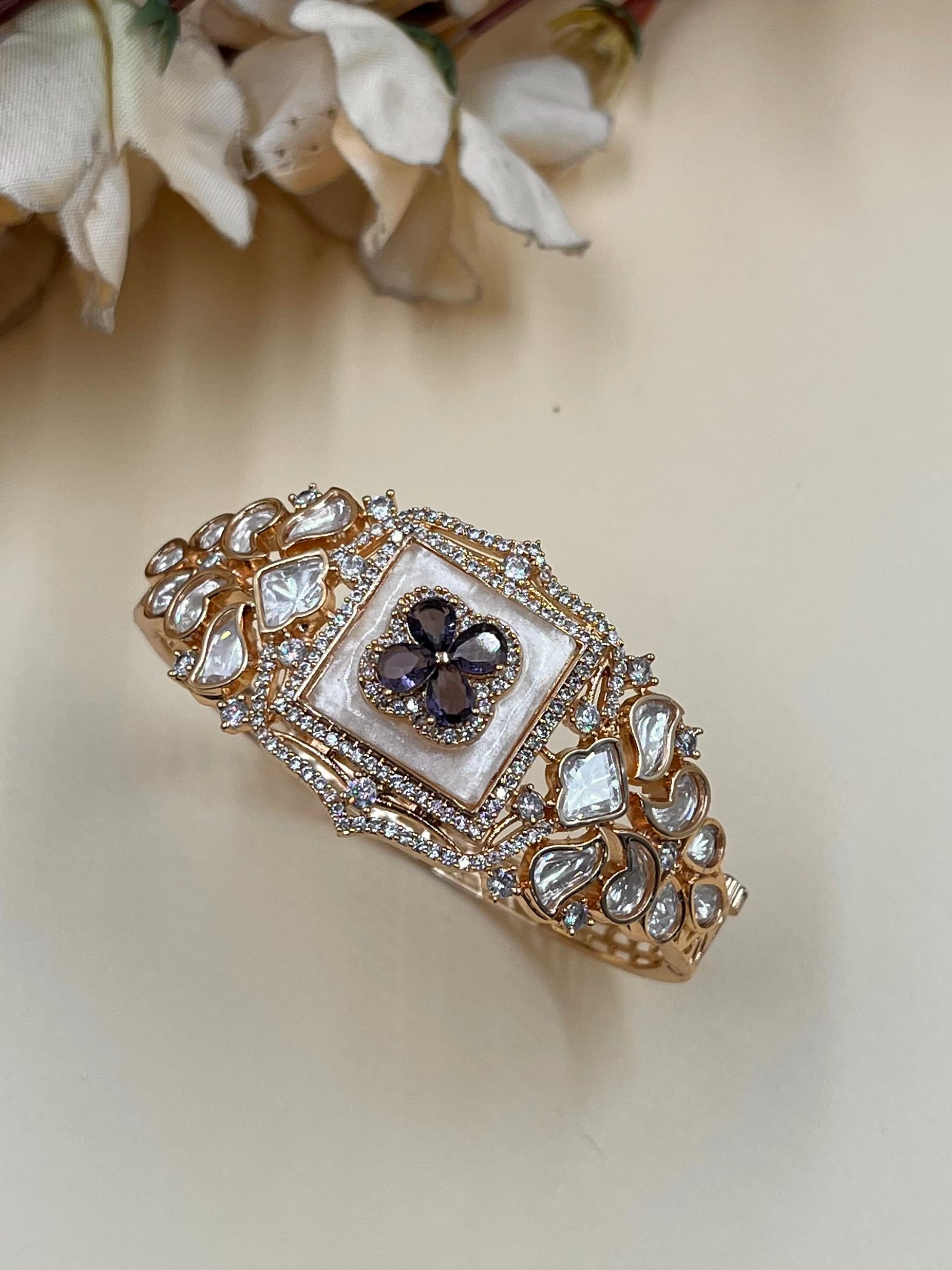 NAISHA BRACELET