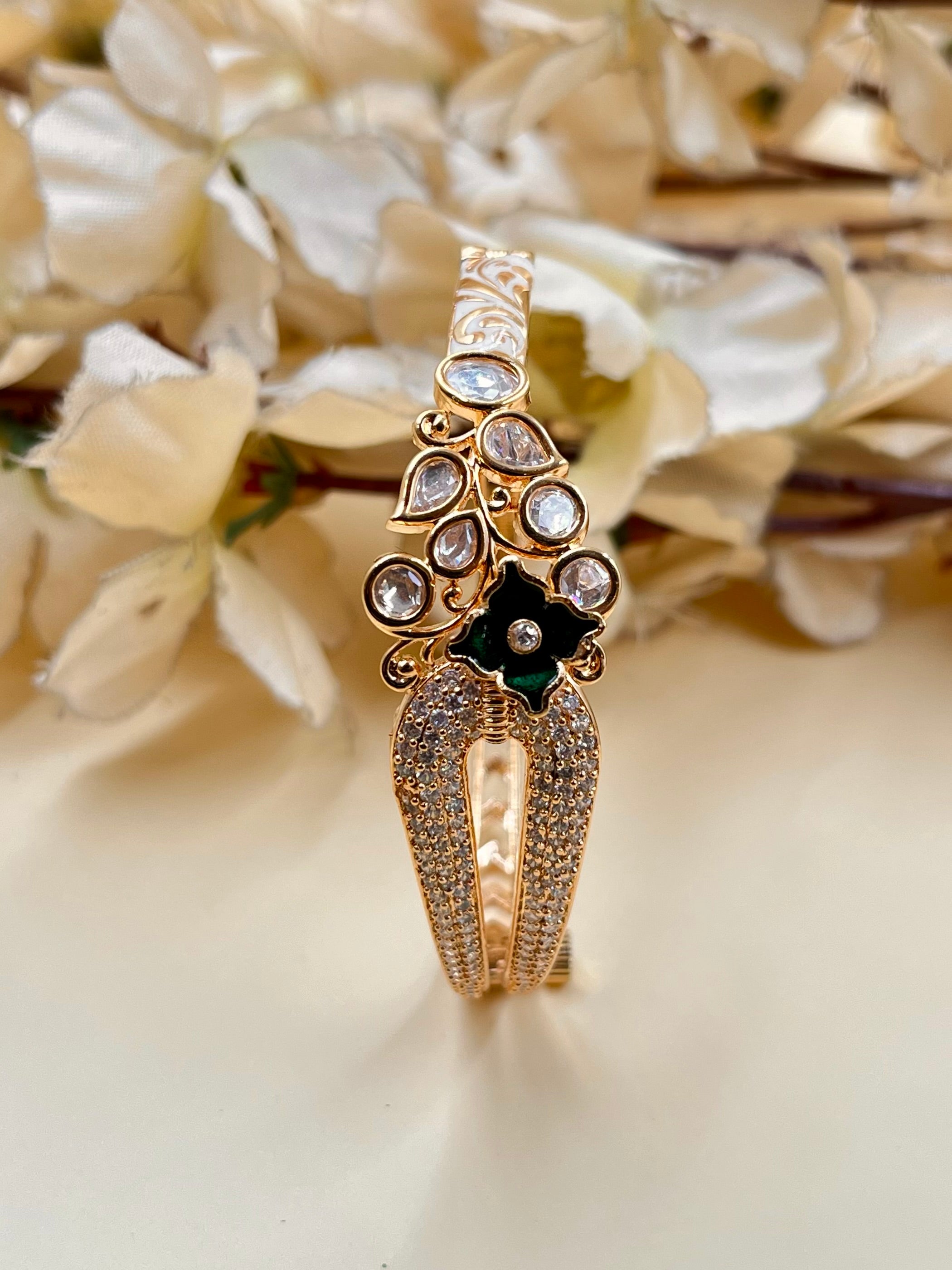 SARANSHI BRACELET