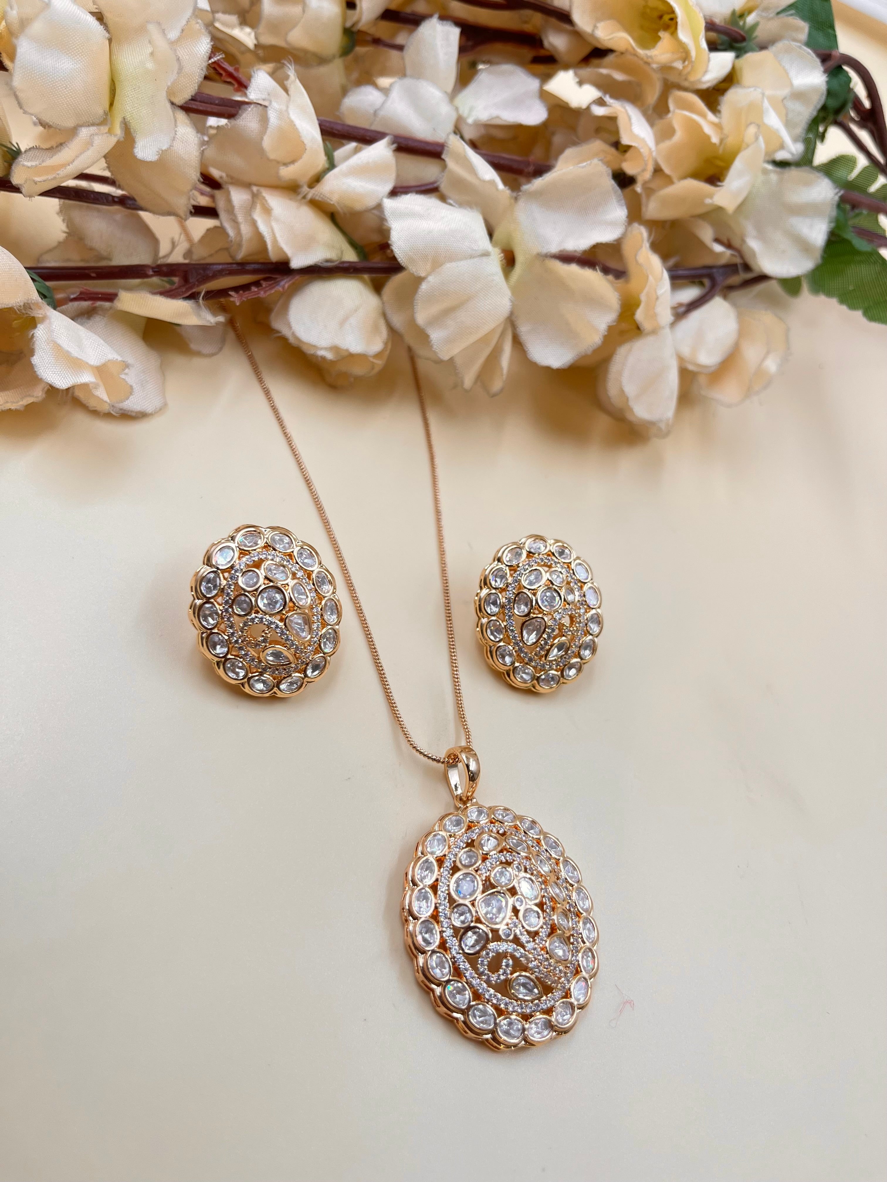 ARIA PENDANT