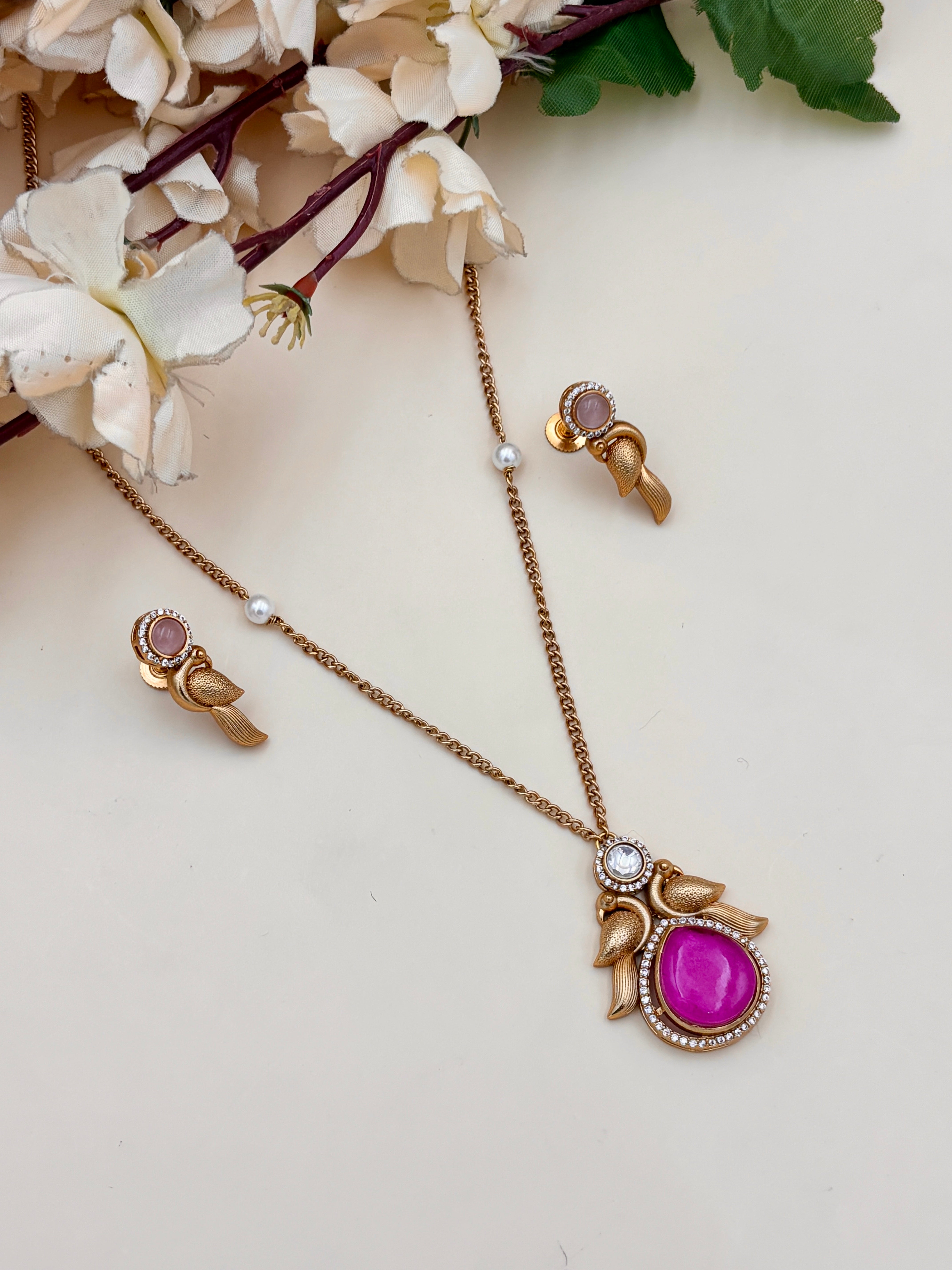 IMARA PENDANT
