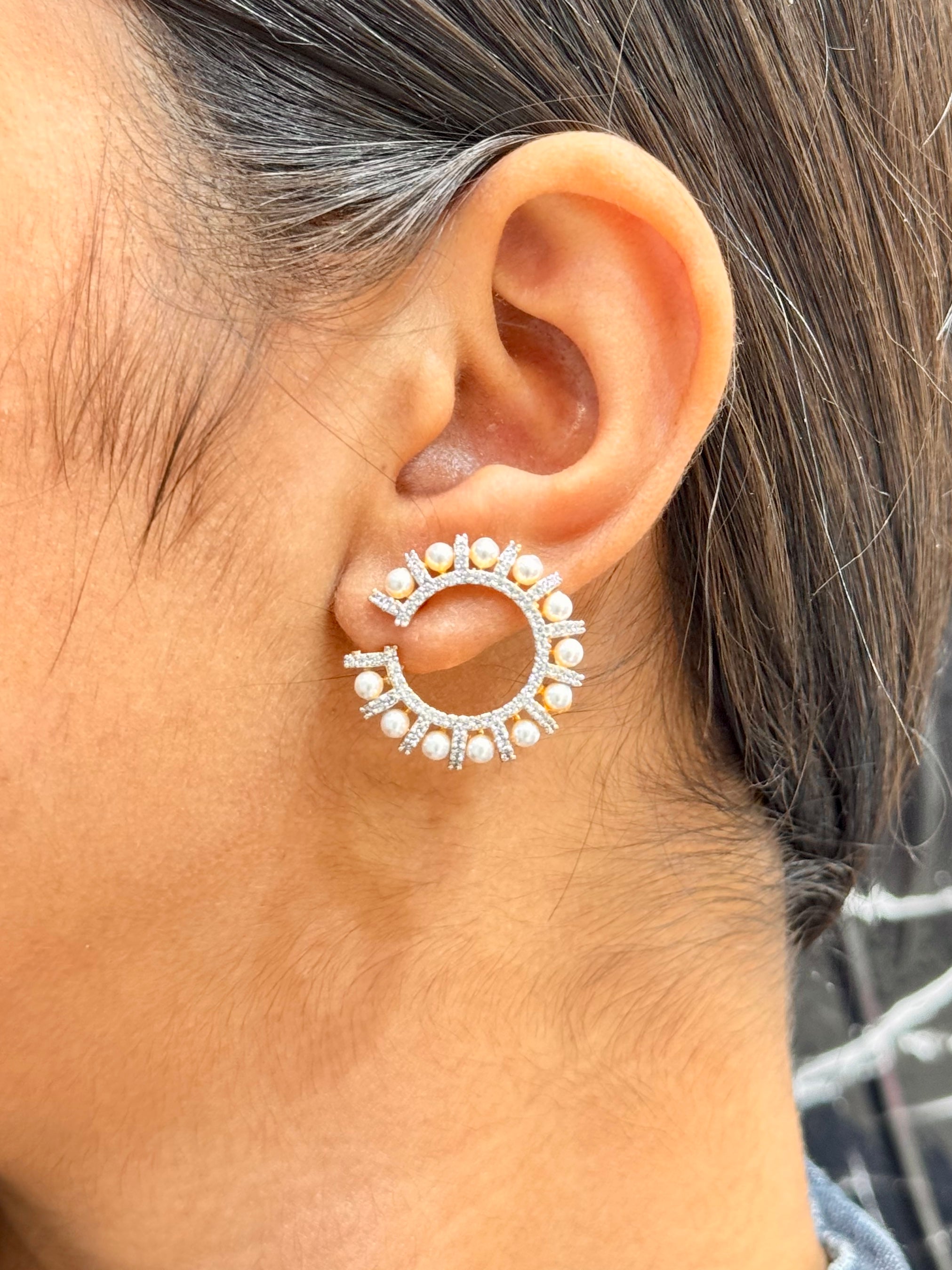 ZOEY EARRING