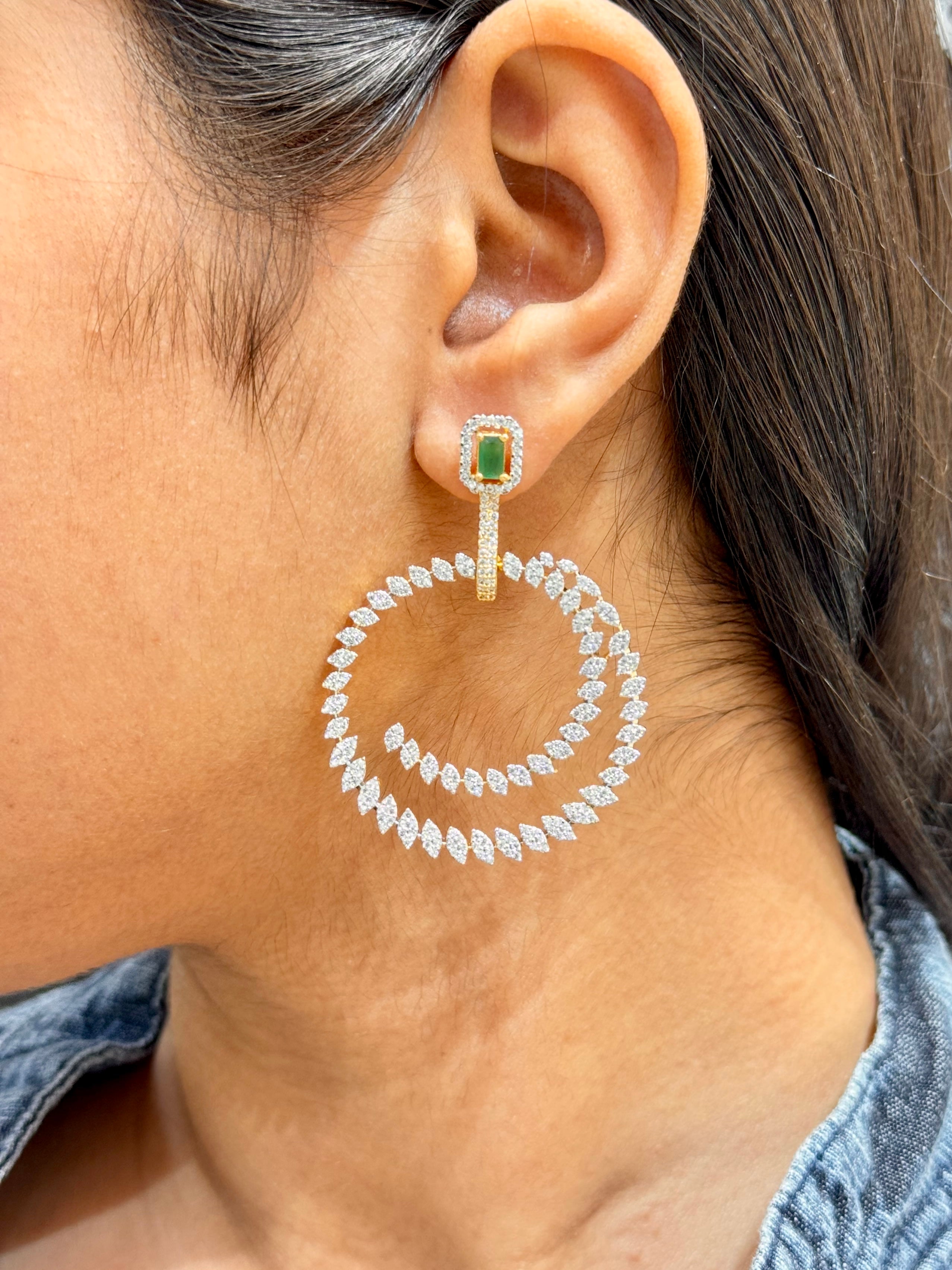 RIYA EARRING