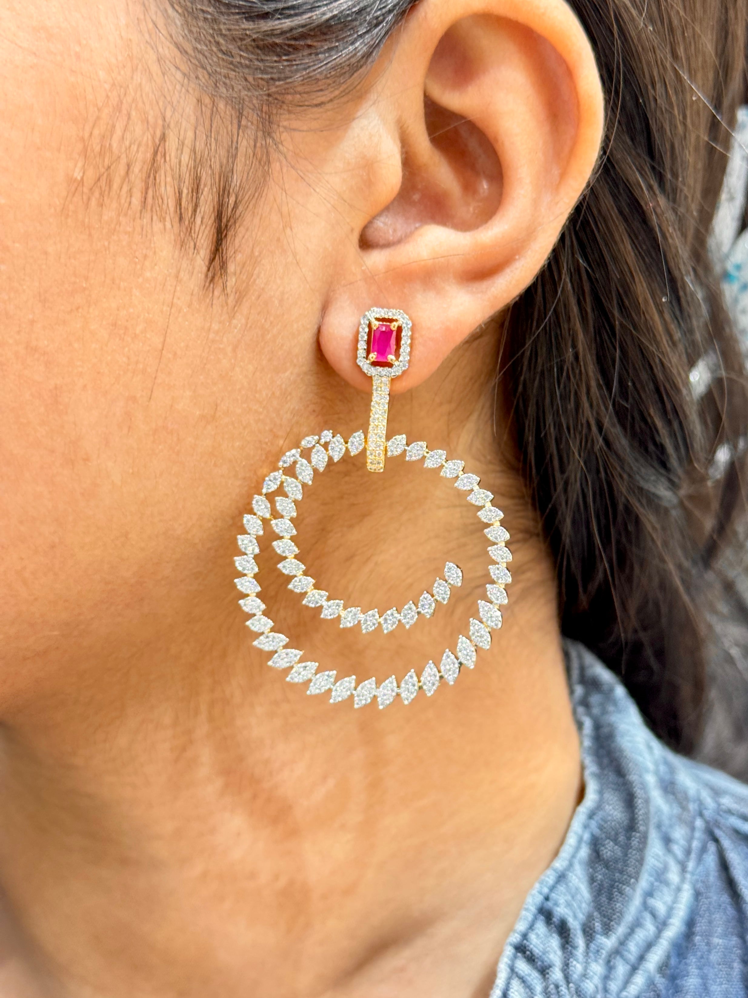 RIYA EARRING