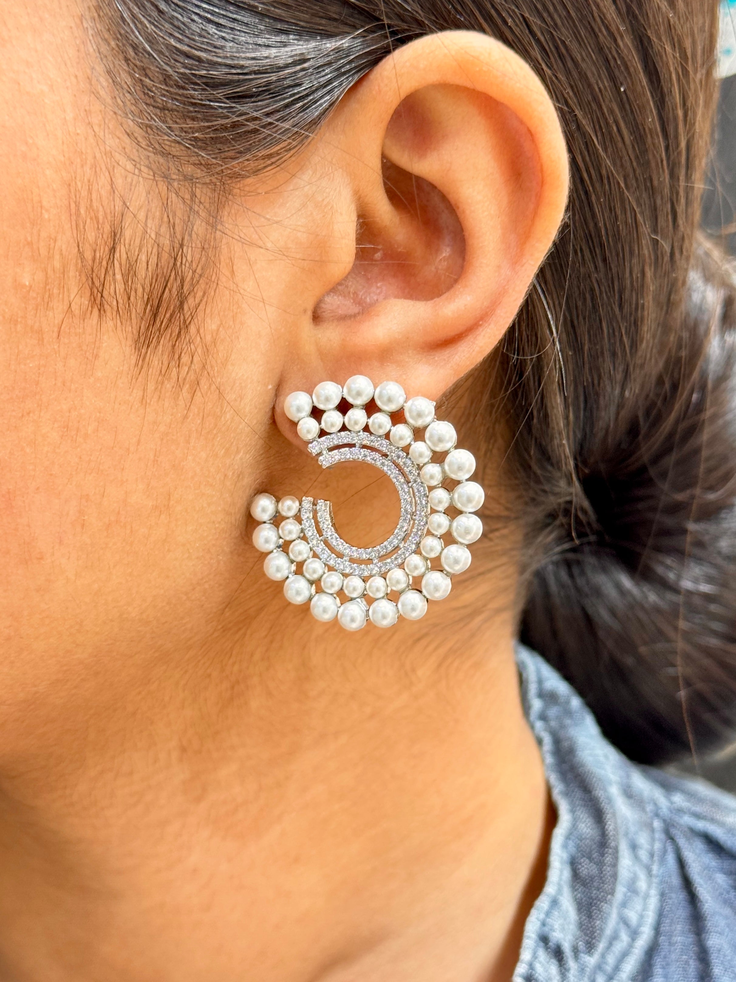 ALEX EARRING