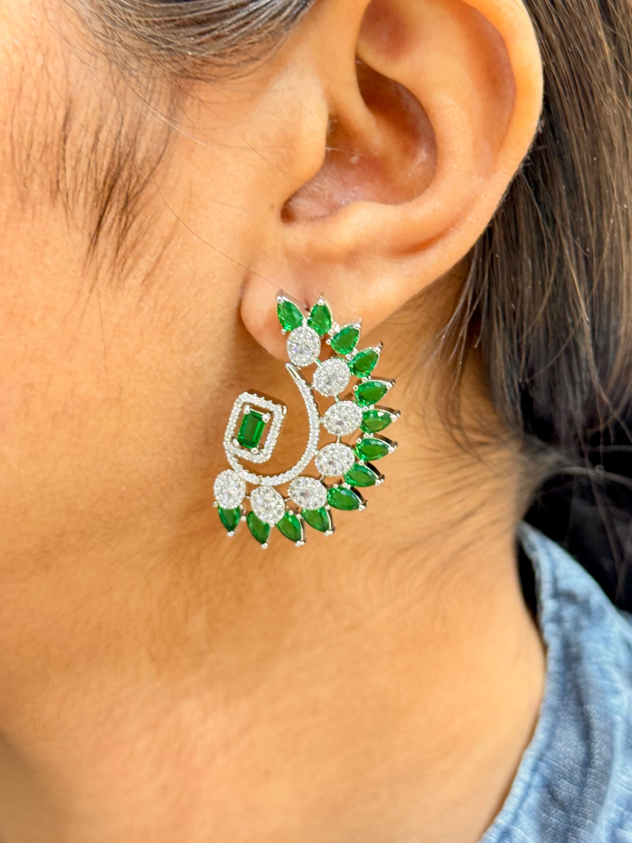 ZURI EARRING