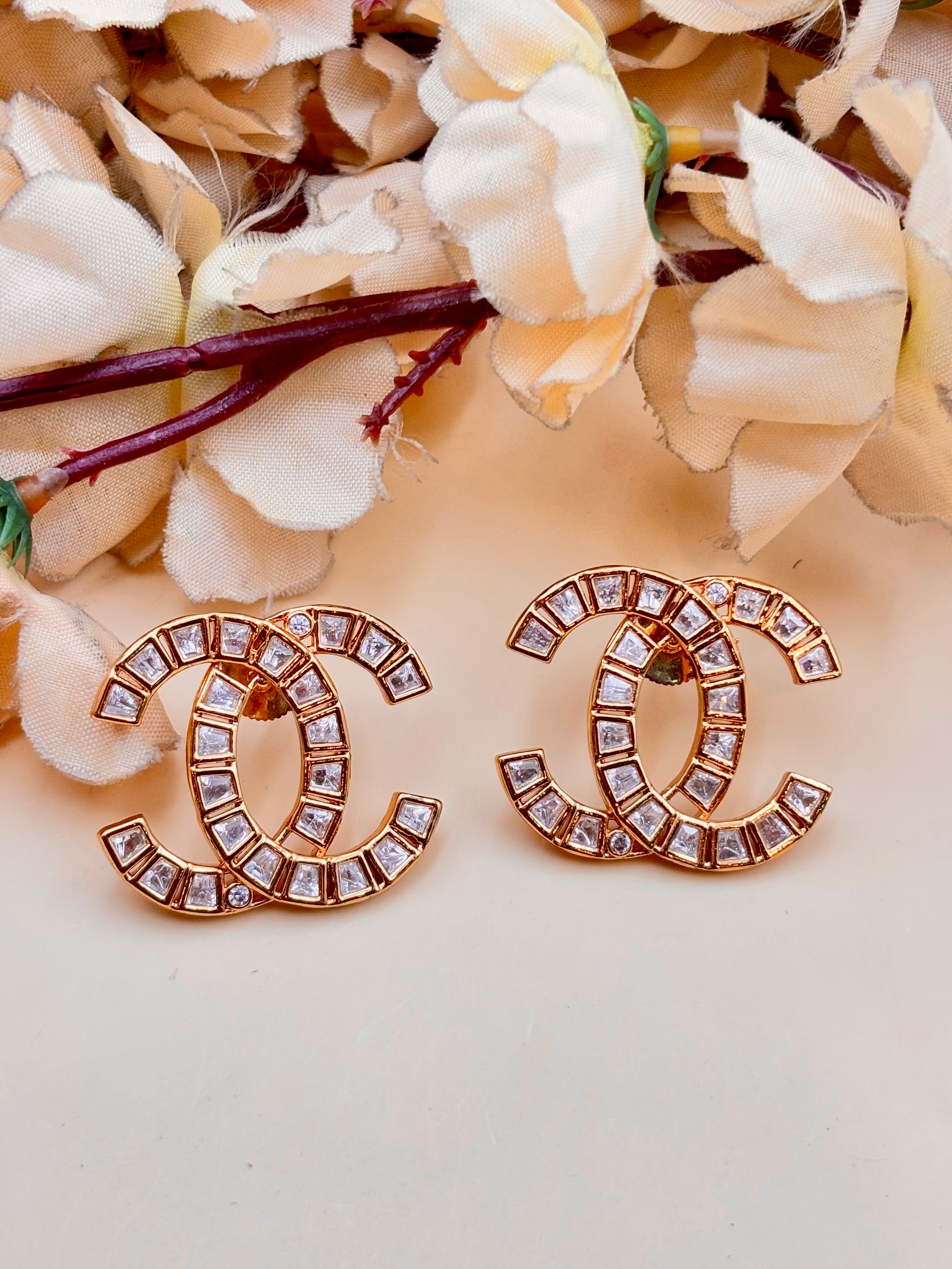 AQSA EARRING