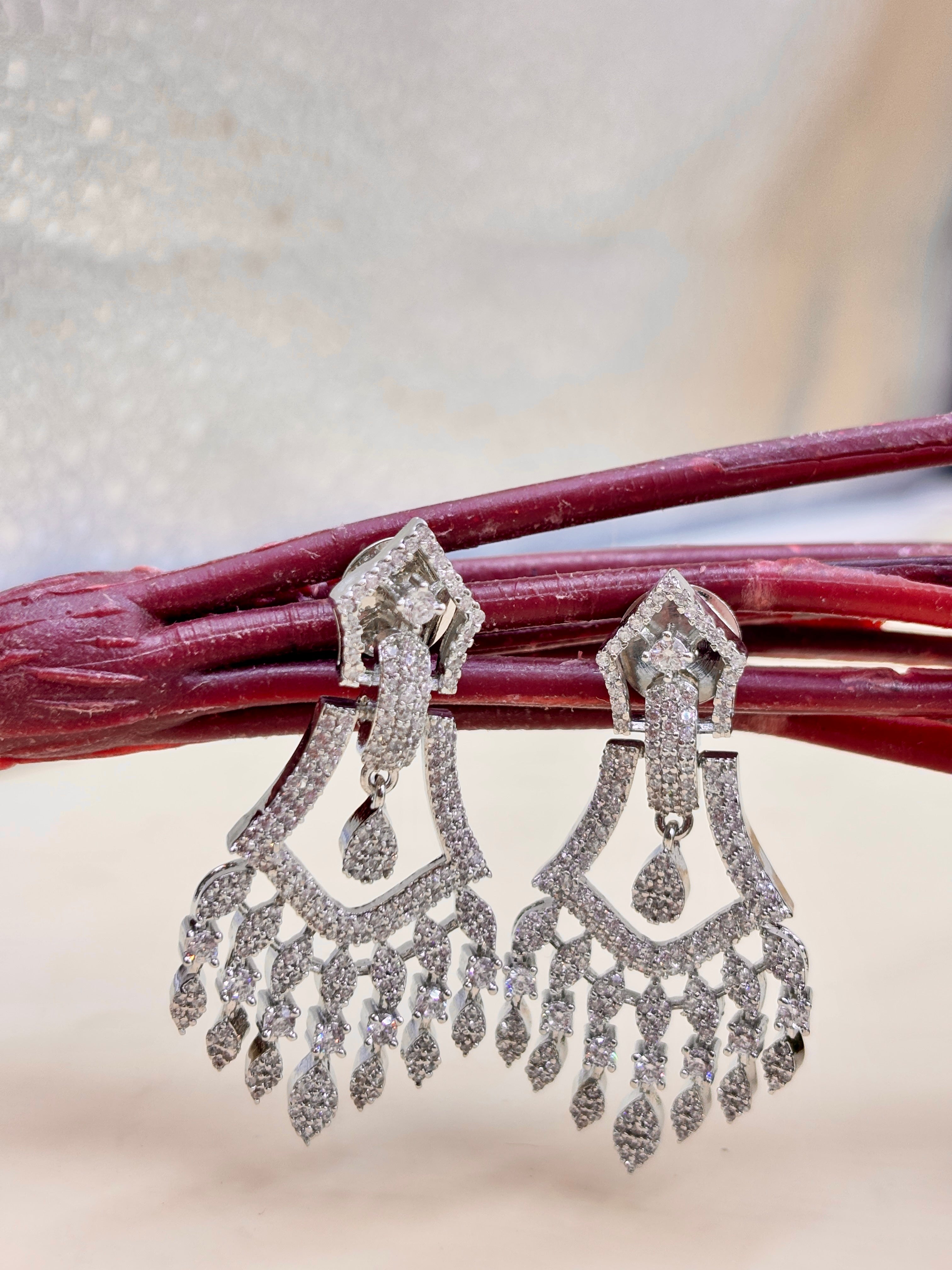 SIYA EARRING