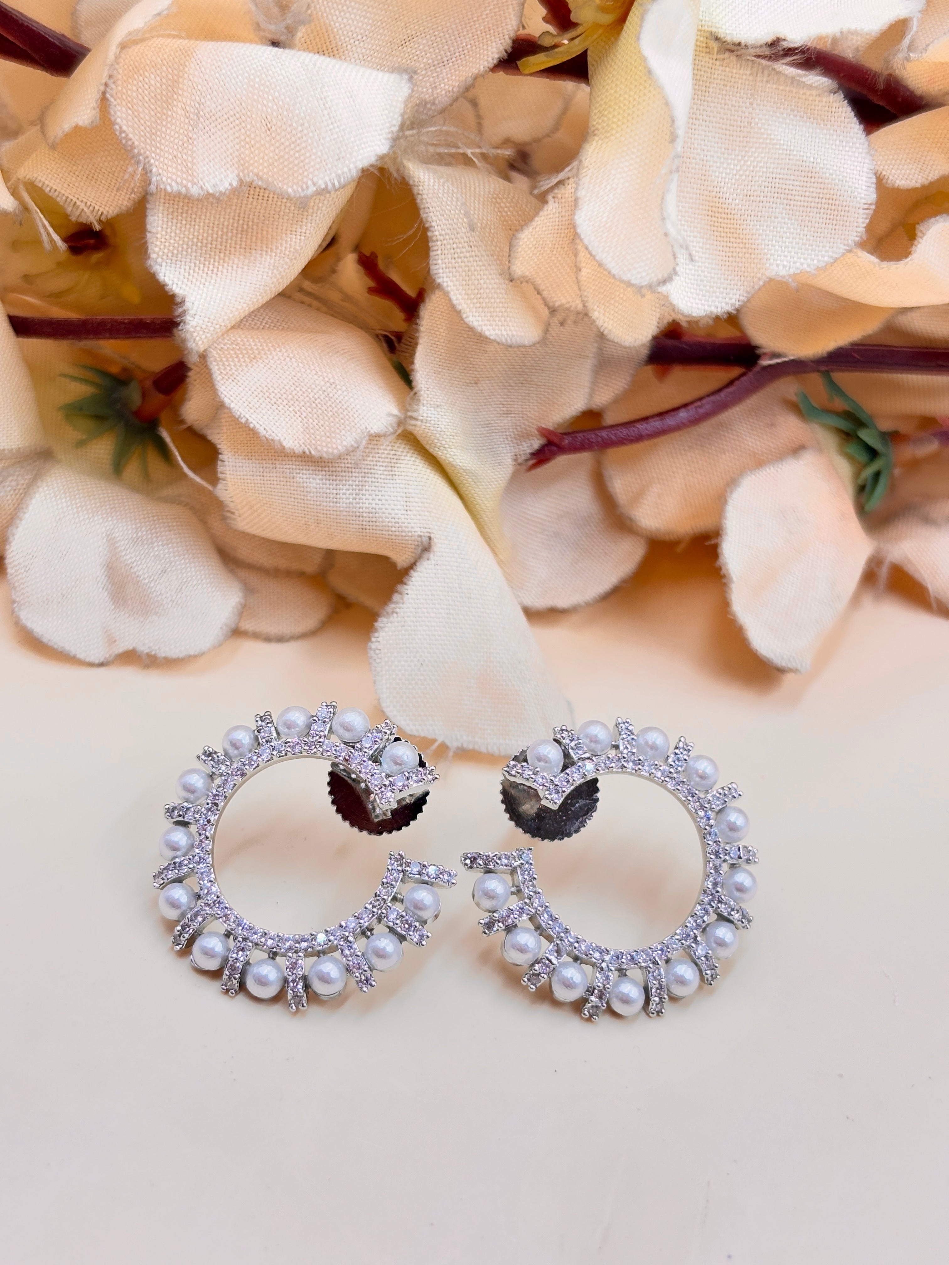 ZOEY EARRING