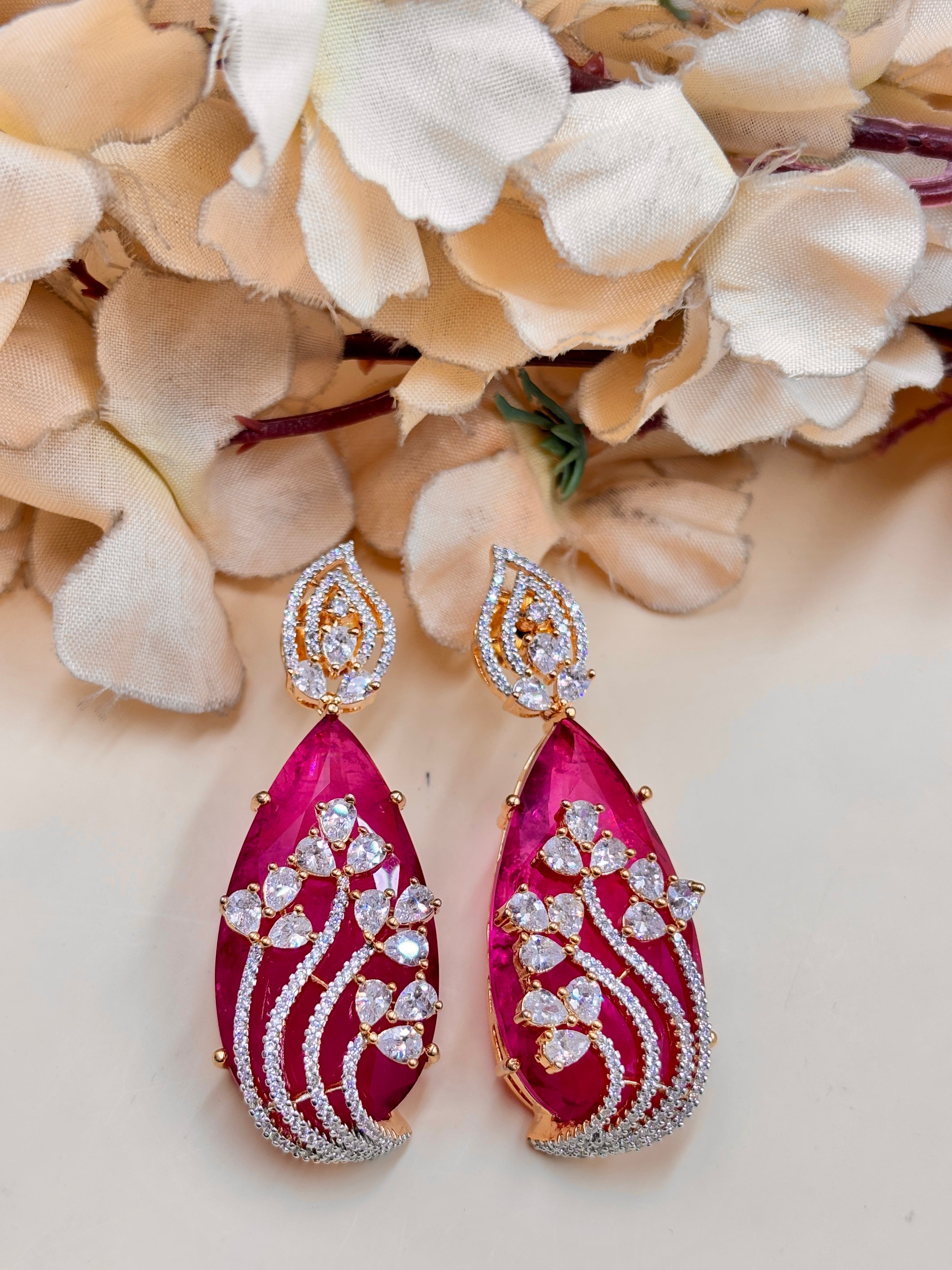 RUBINA EARRING