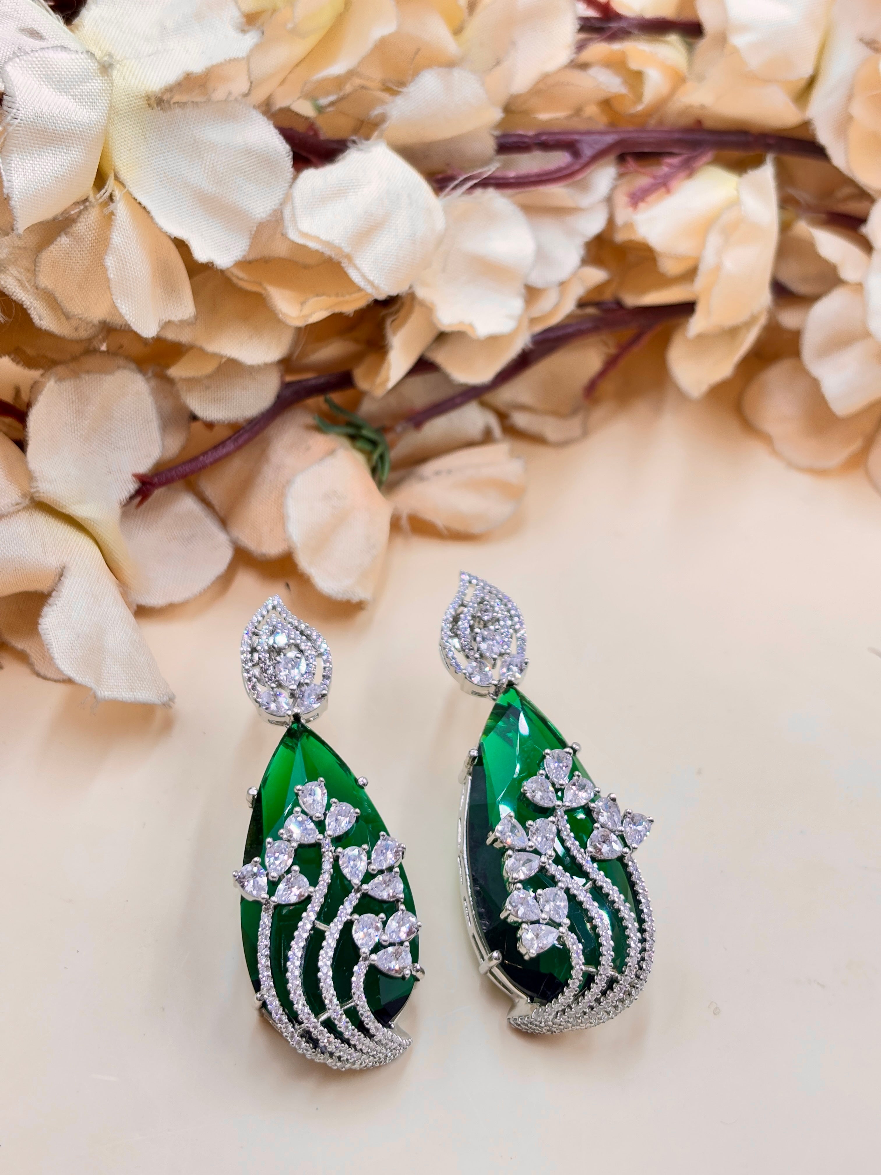 RUBINA EARRING