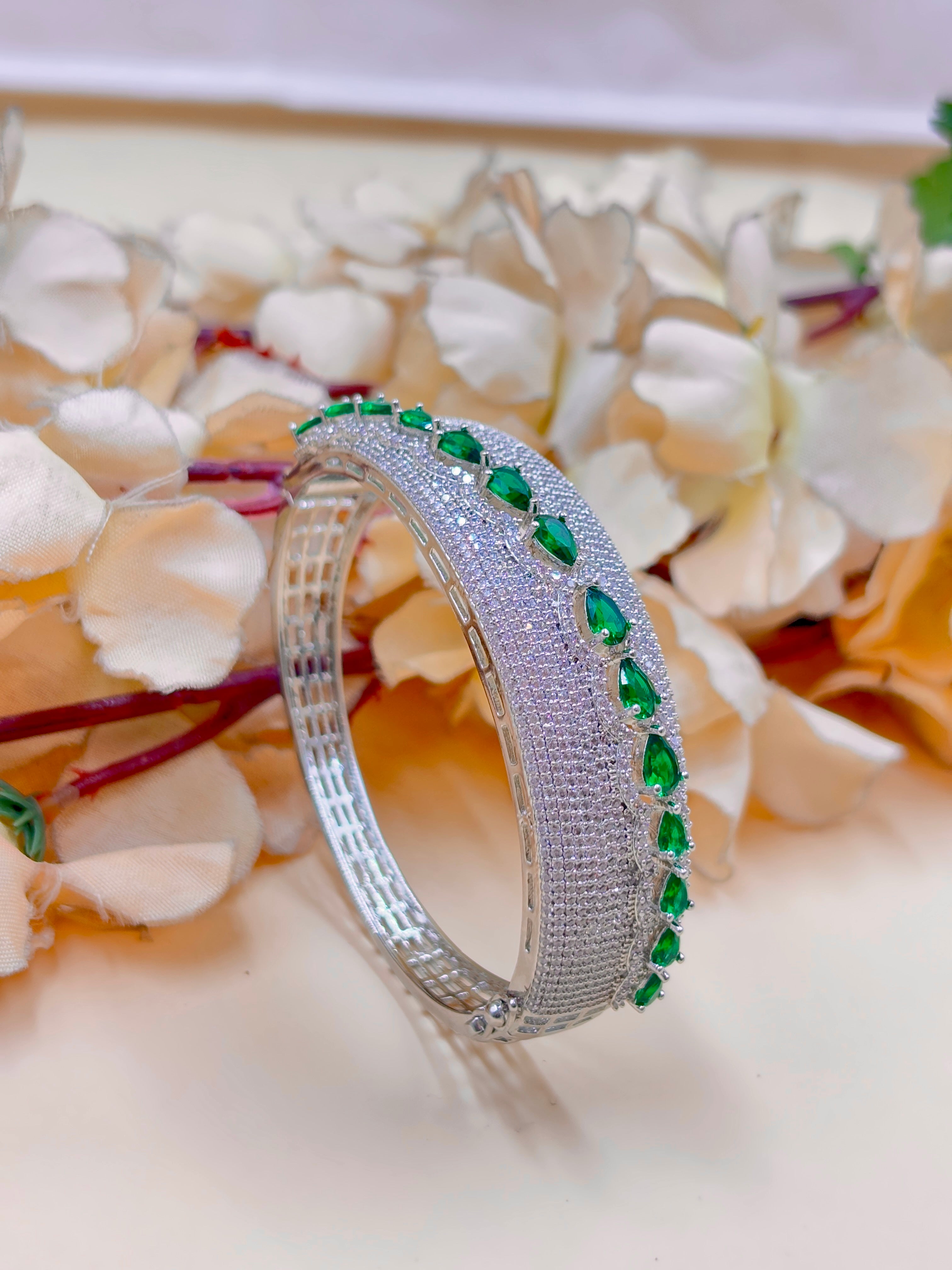 ESHA BRACELET