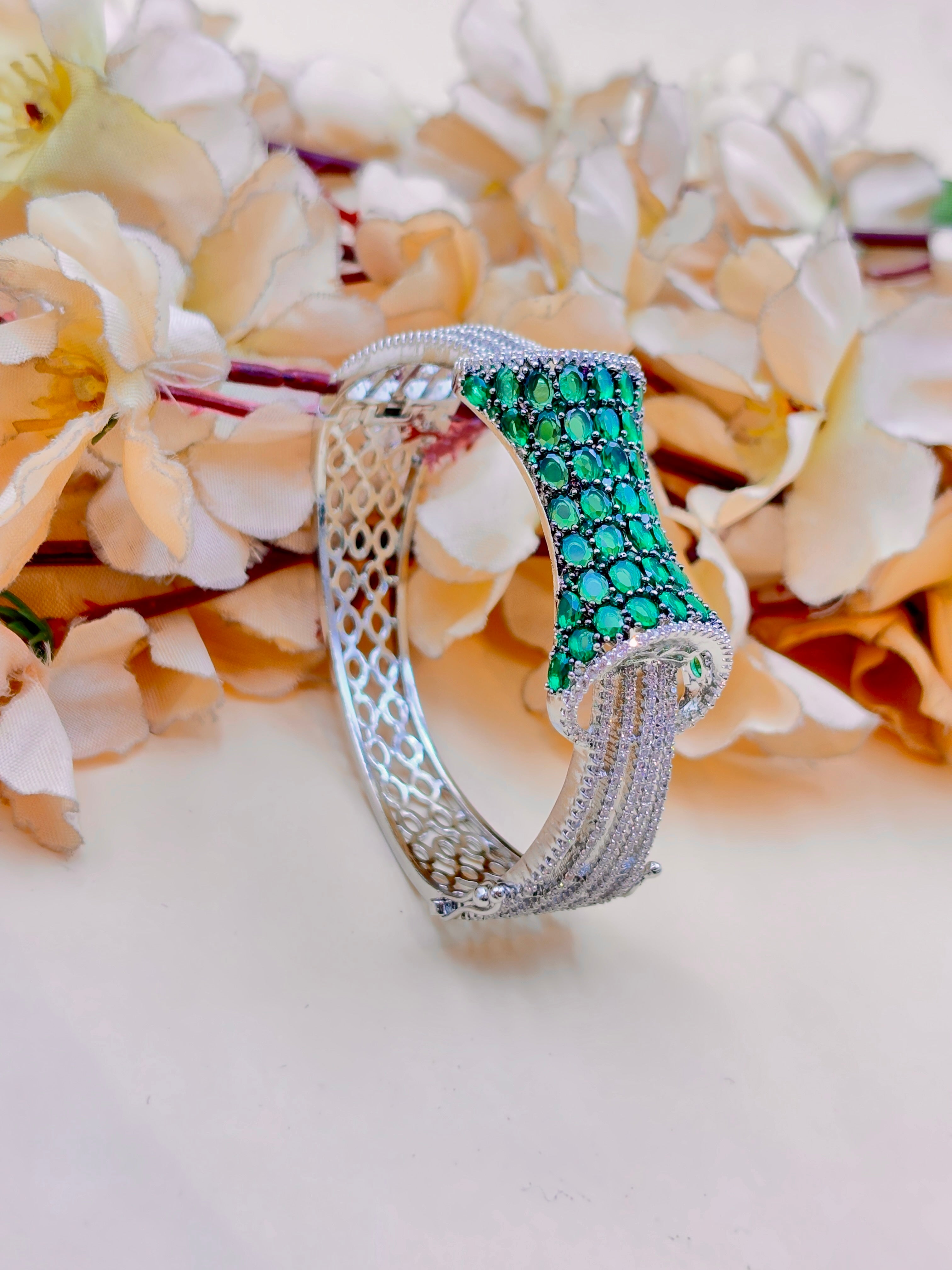 JHALAK BRACELET