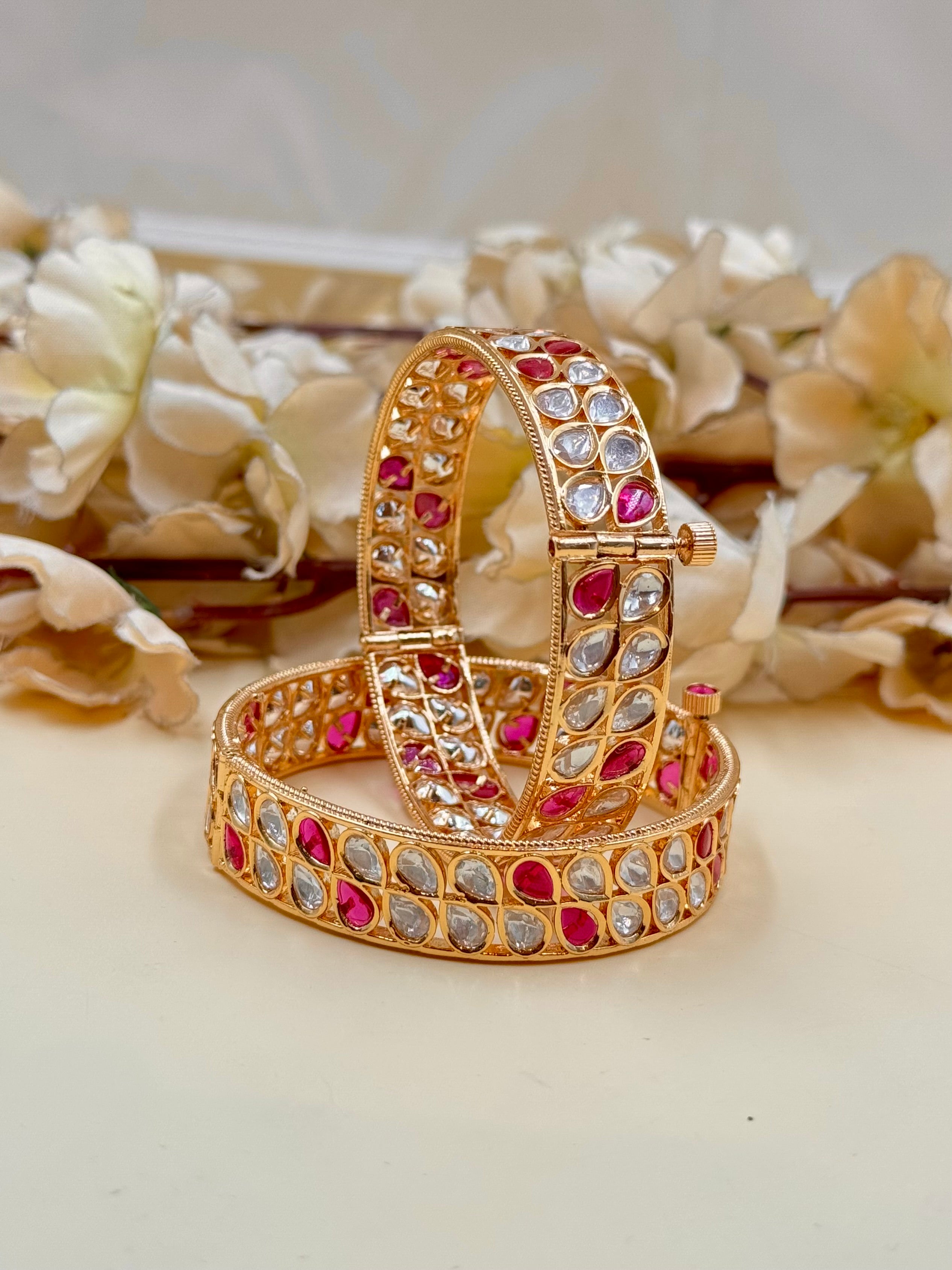 MEGHA BANGLE