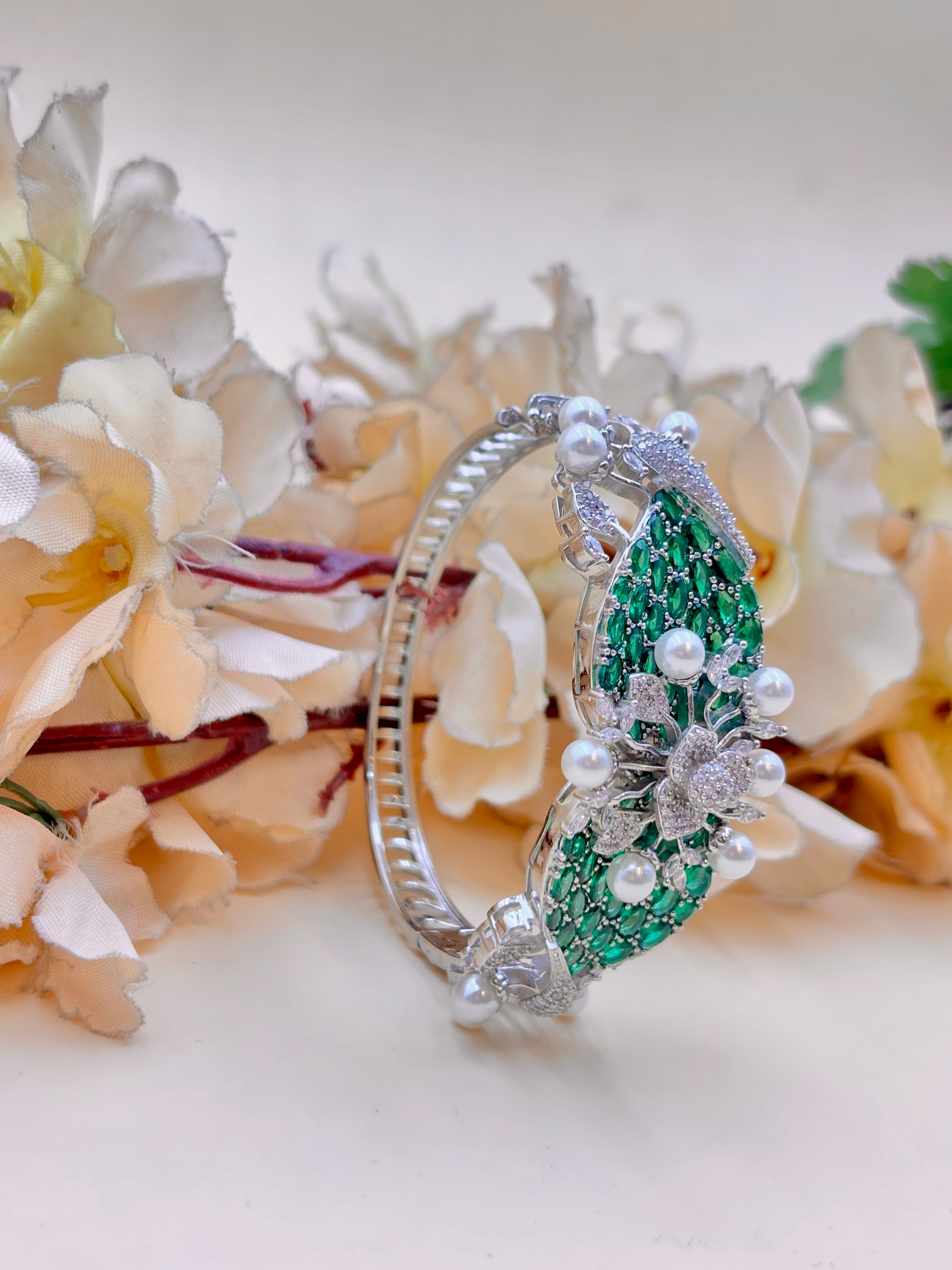 ANSHI BRACELET