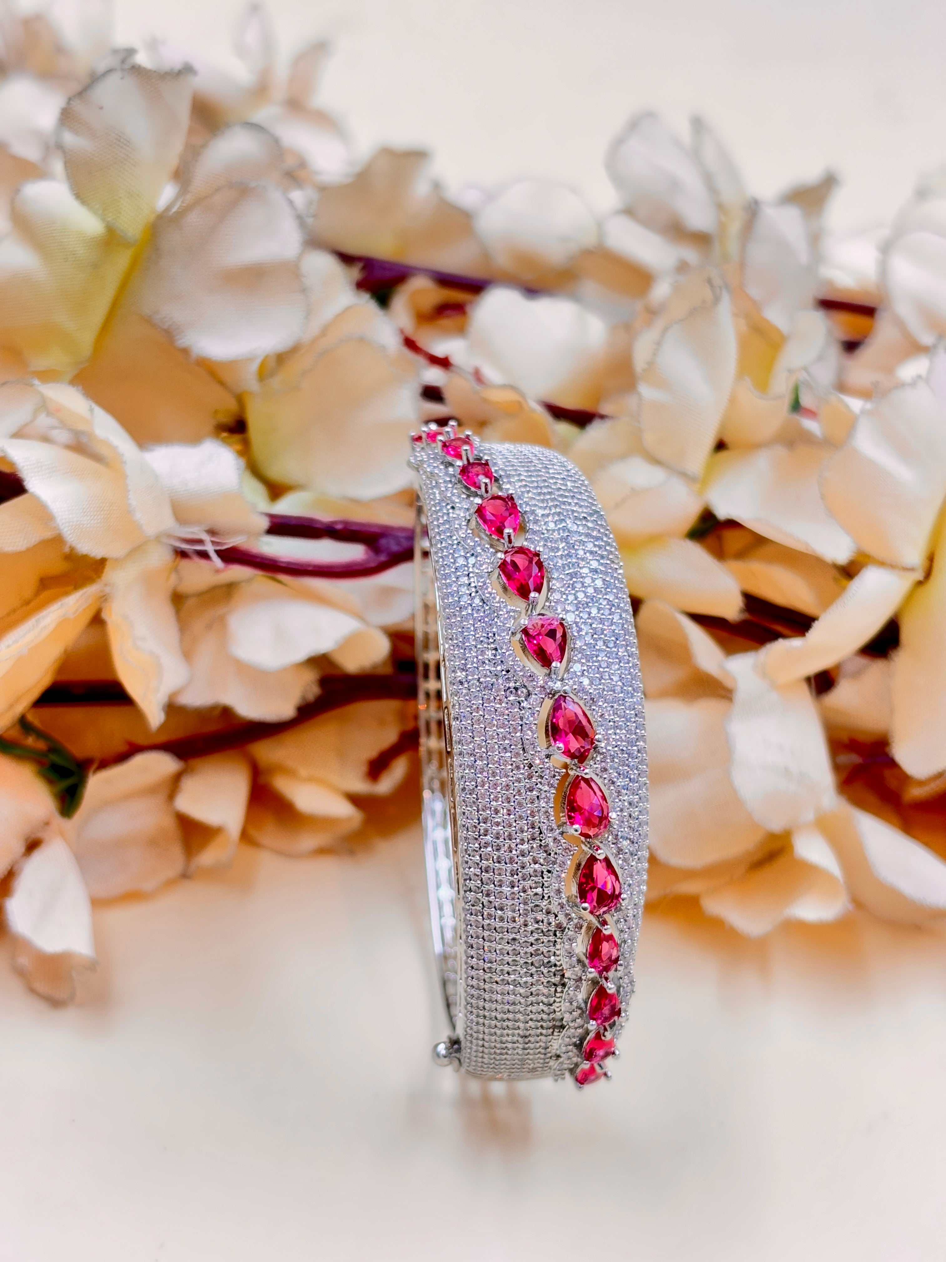 ESHA BRACELET