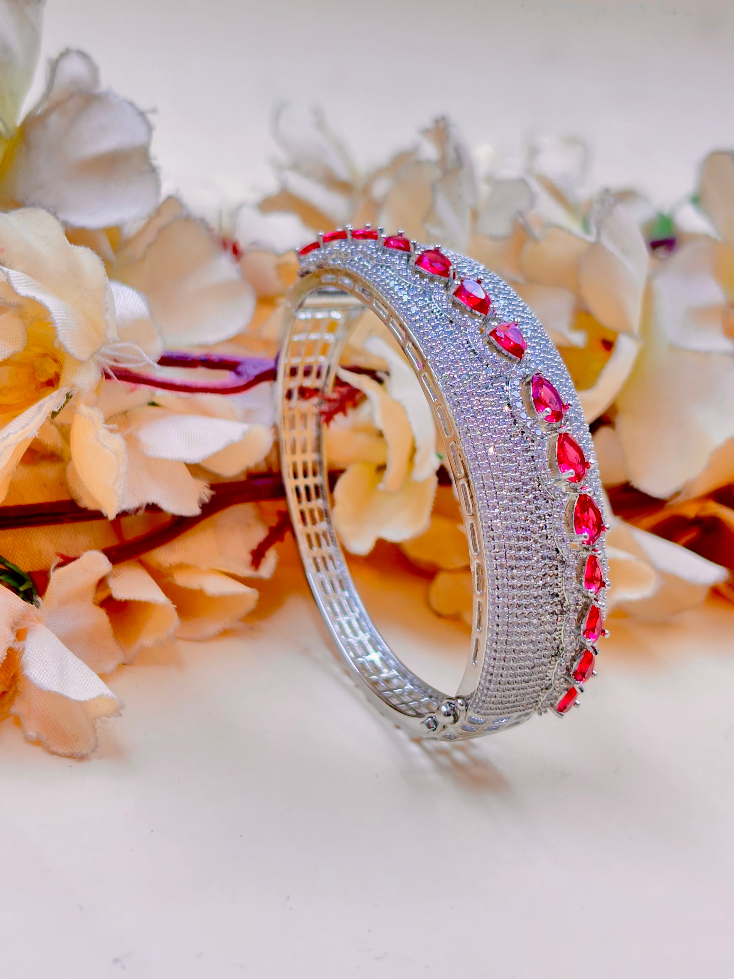 ESHA BRACELET