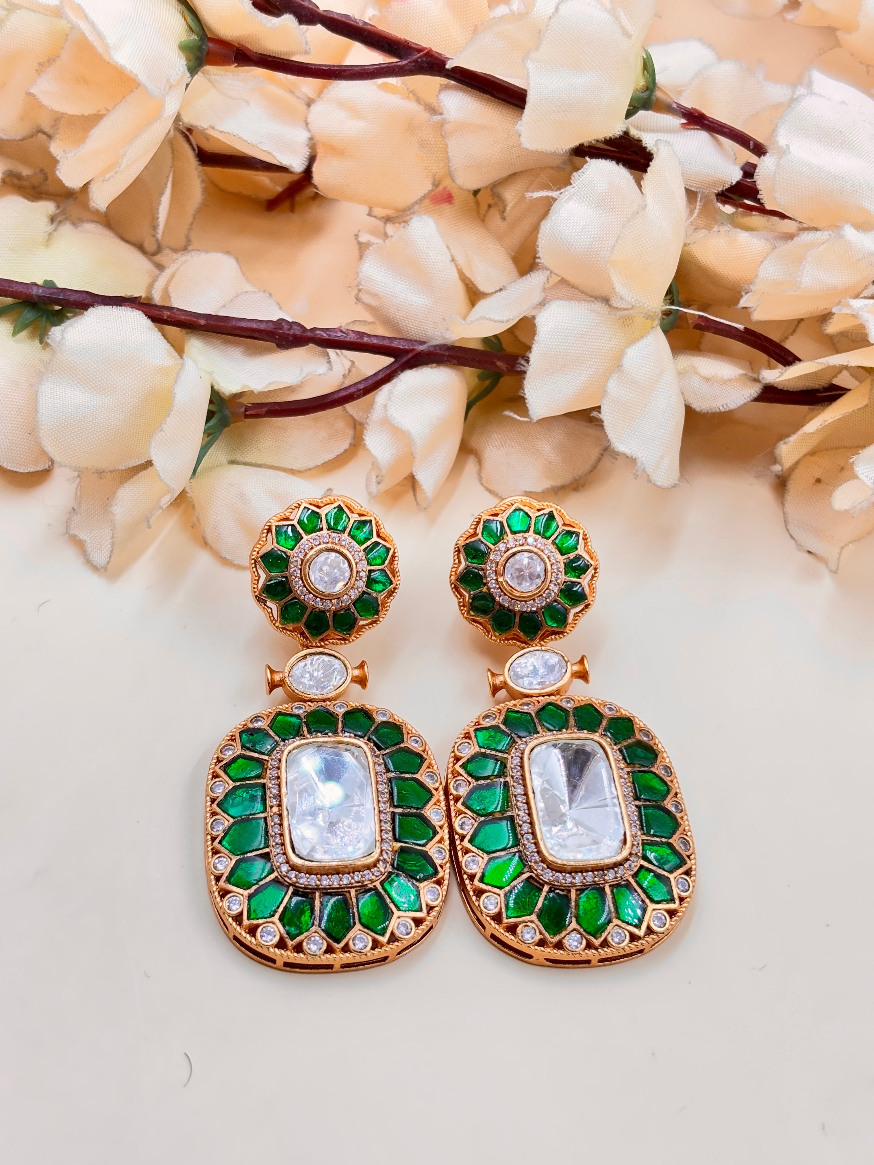 ASMA EARRING