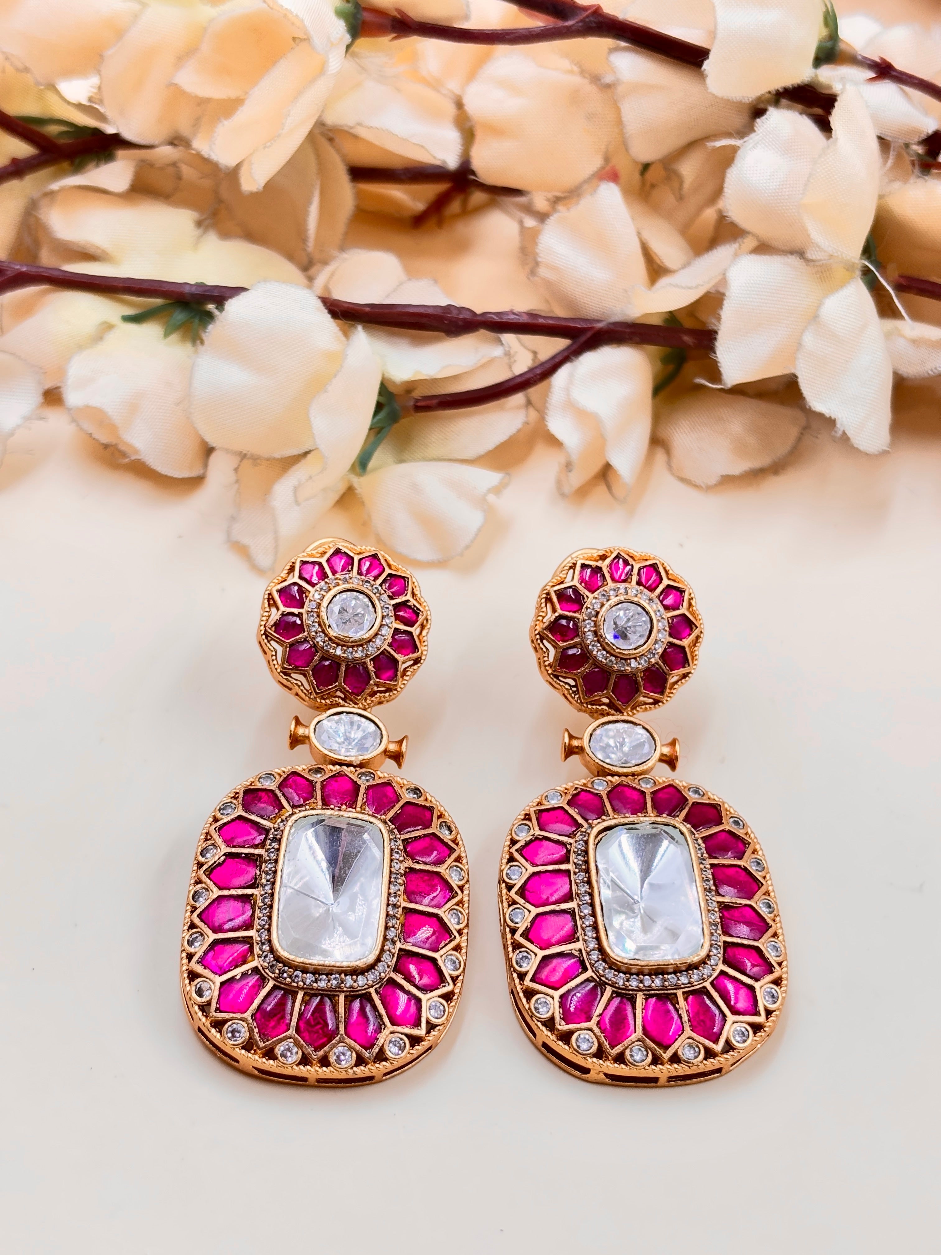 ASMA EARRING
