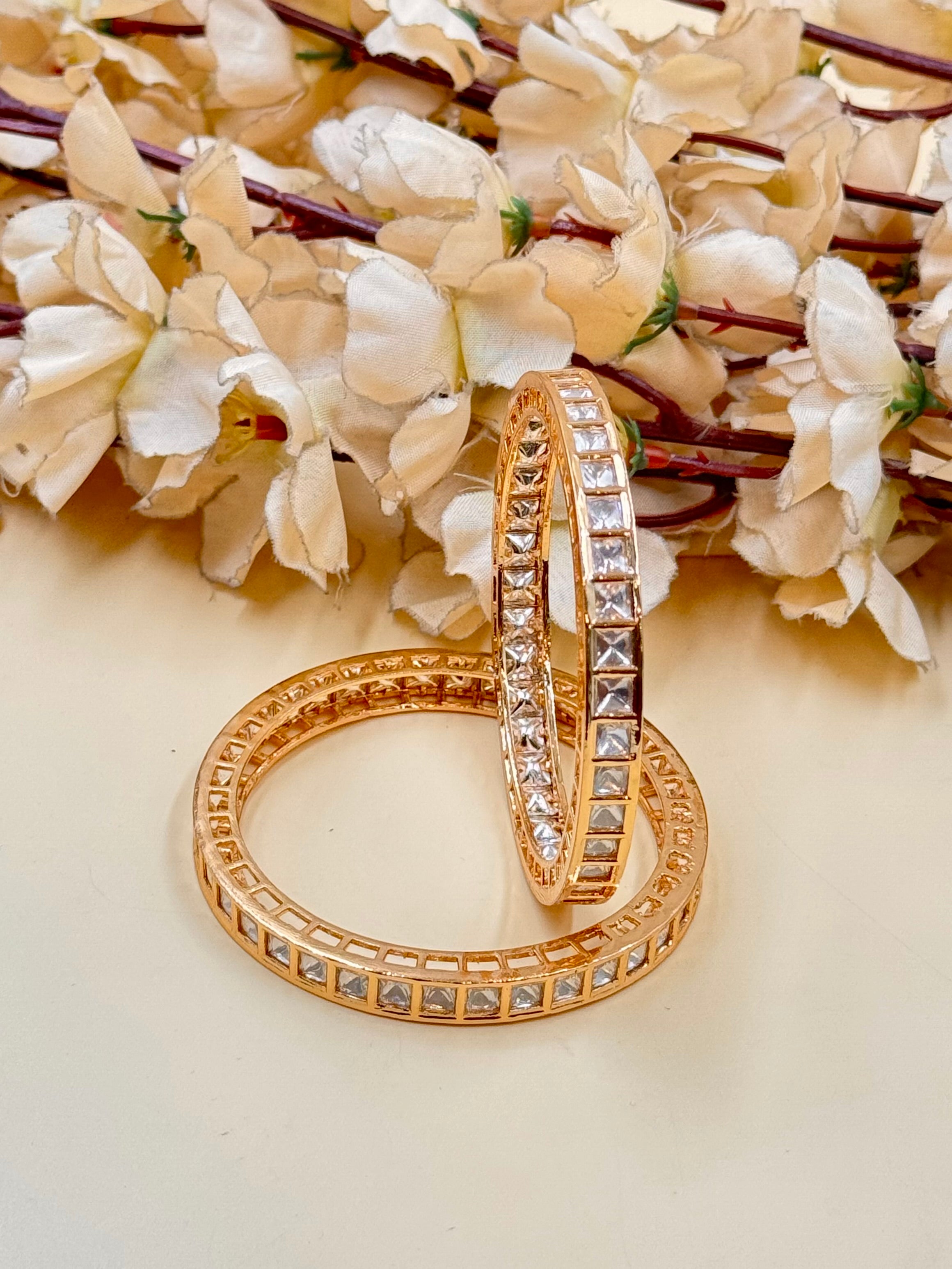 MEHEK BANGLE
