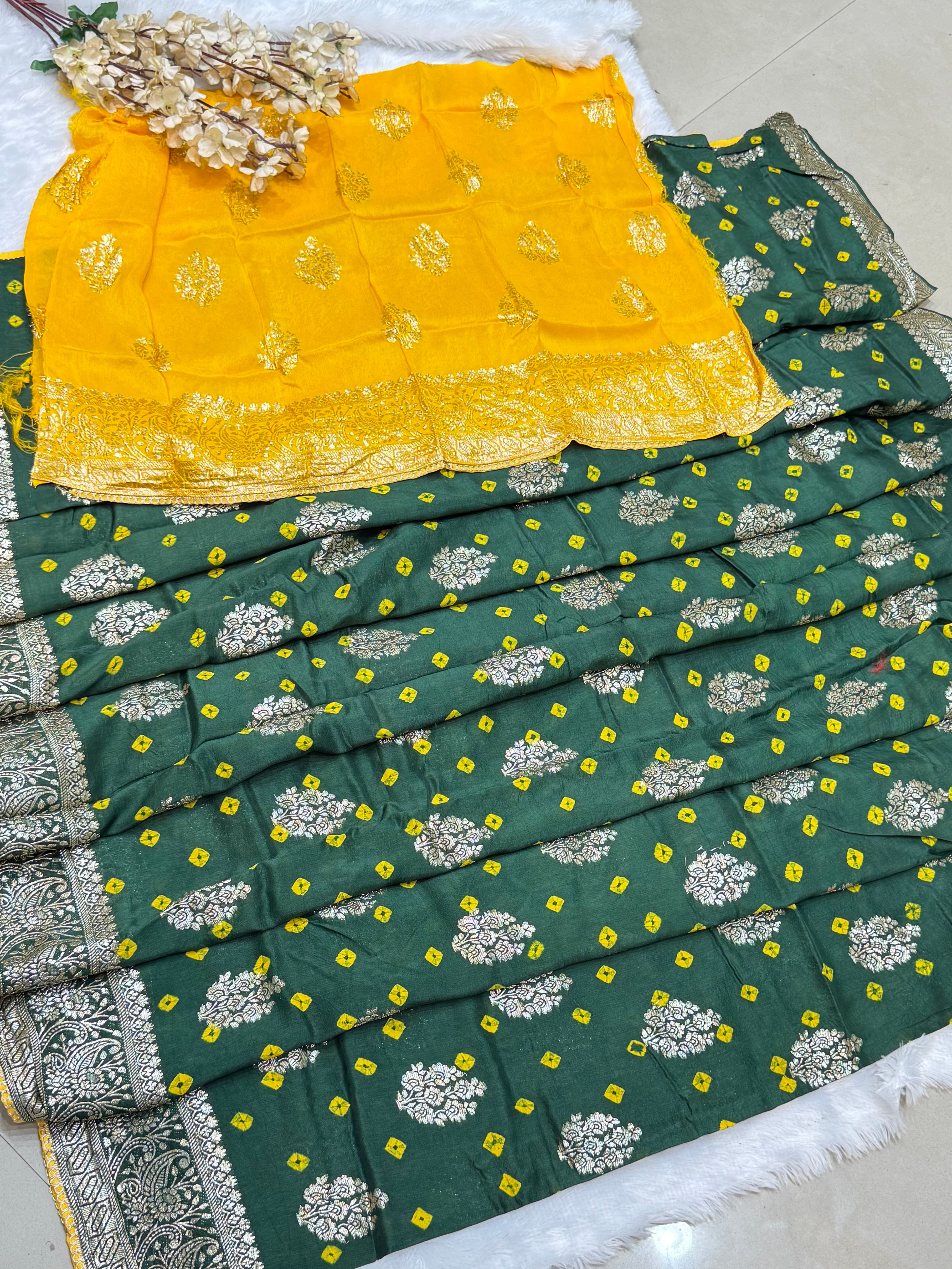 AADVI RAI BANDHEJ SAREE