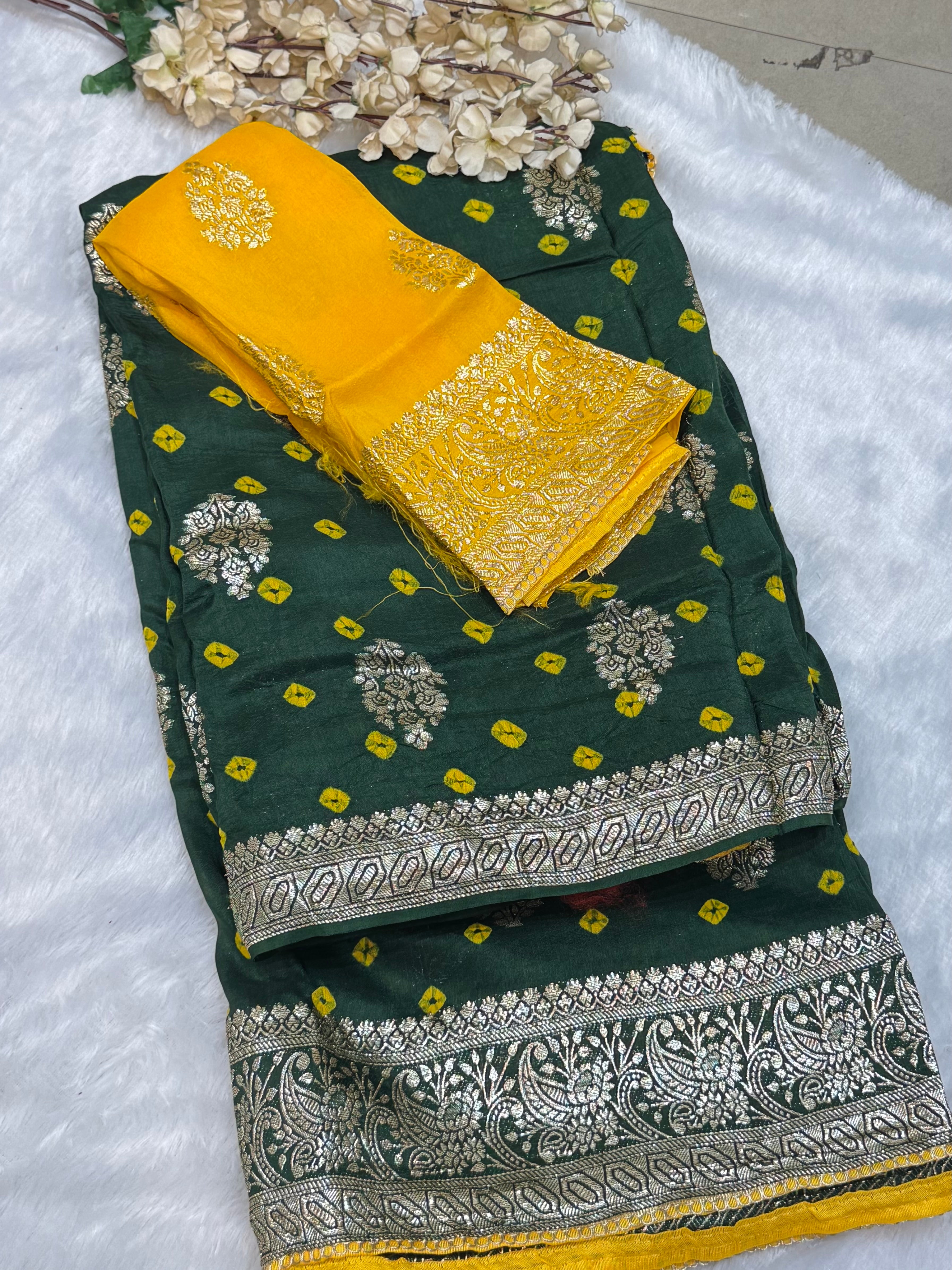 AADVI RAI BANDHEJ SAREE