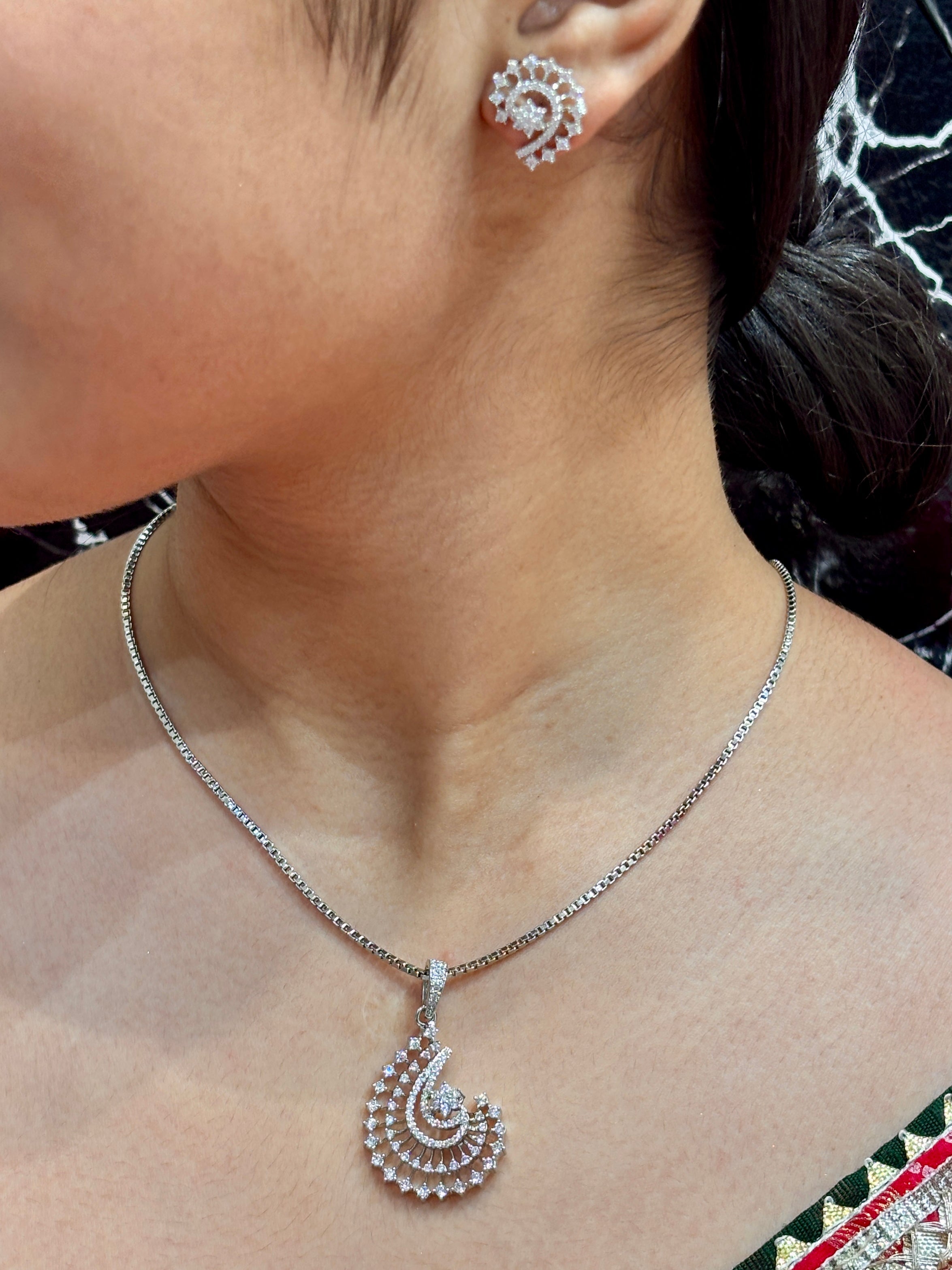ANVI PENDANT