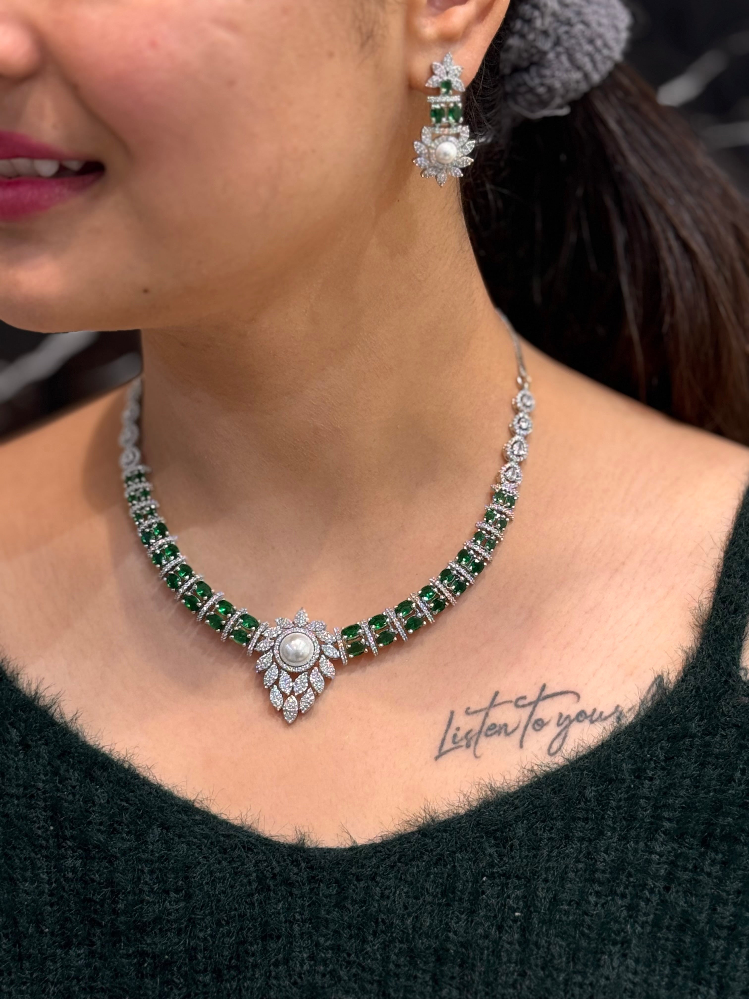 NEHAL NECKLACE