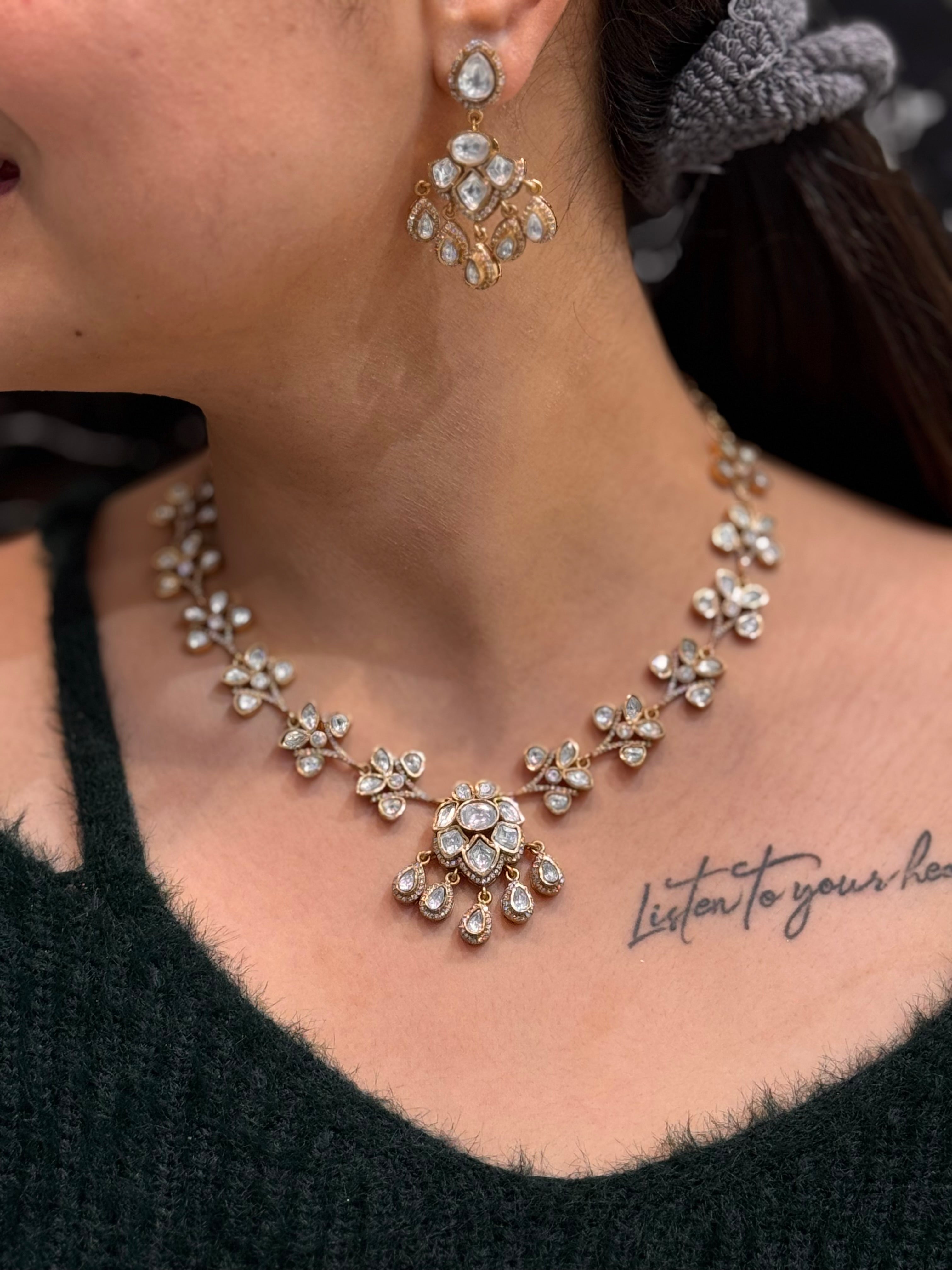 SAIQA NECKLACE