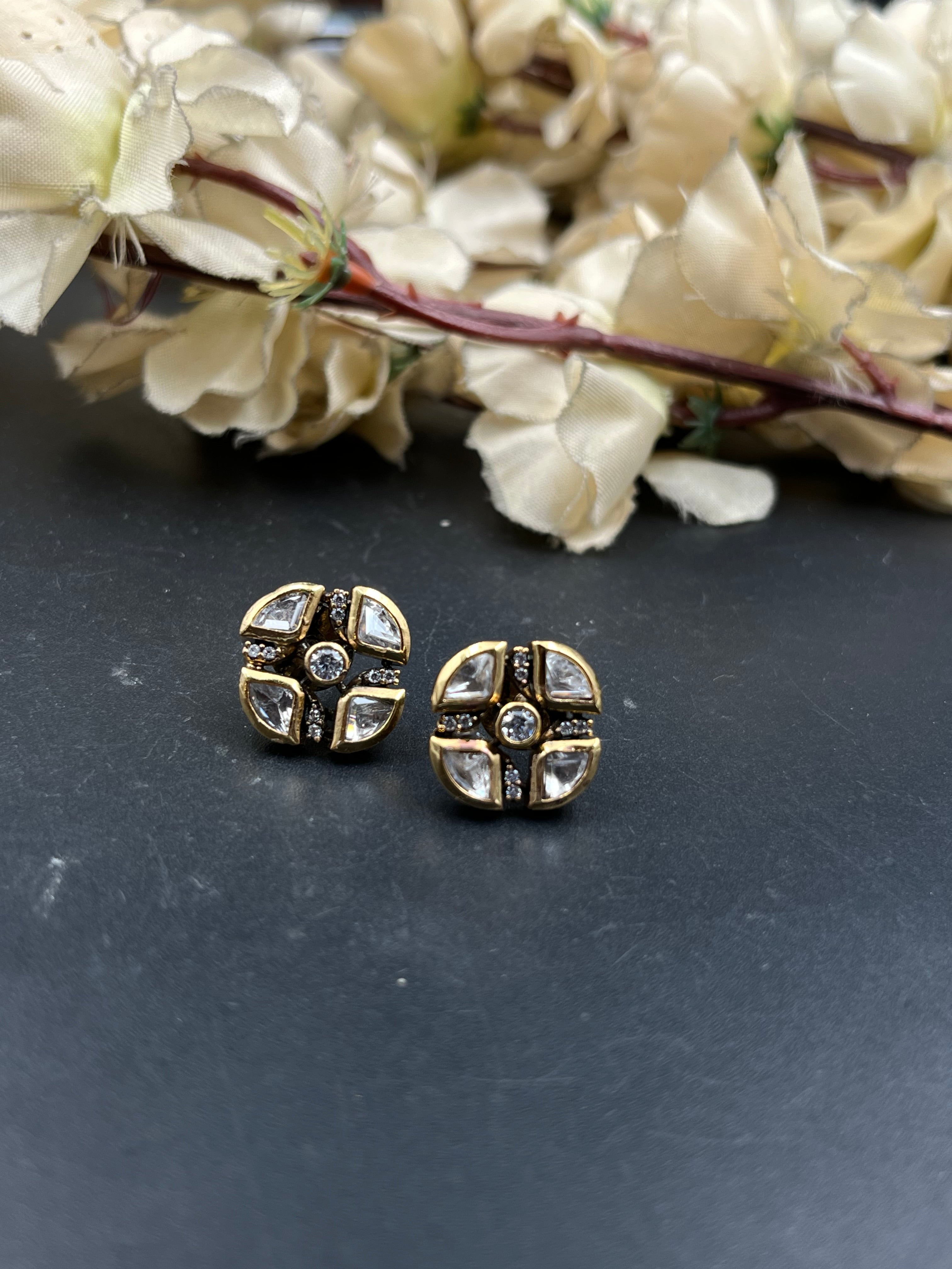 SEEMA EARRING