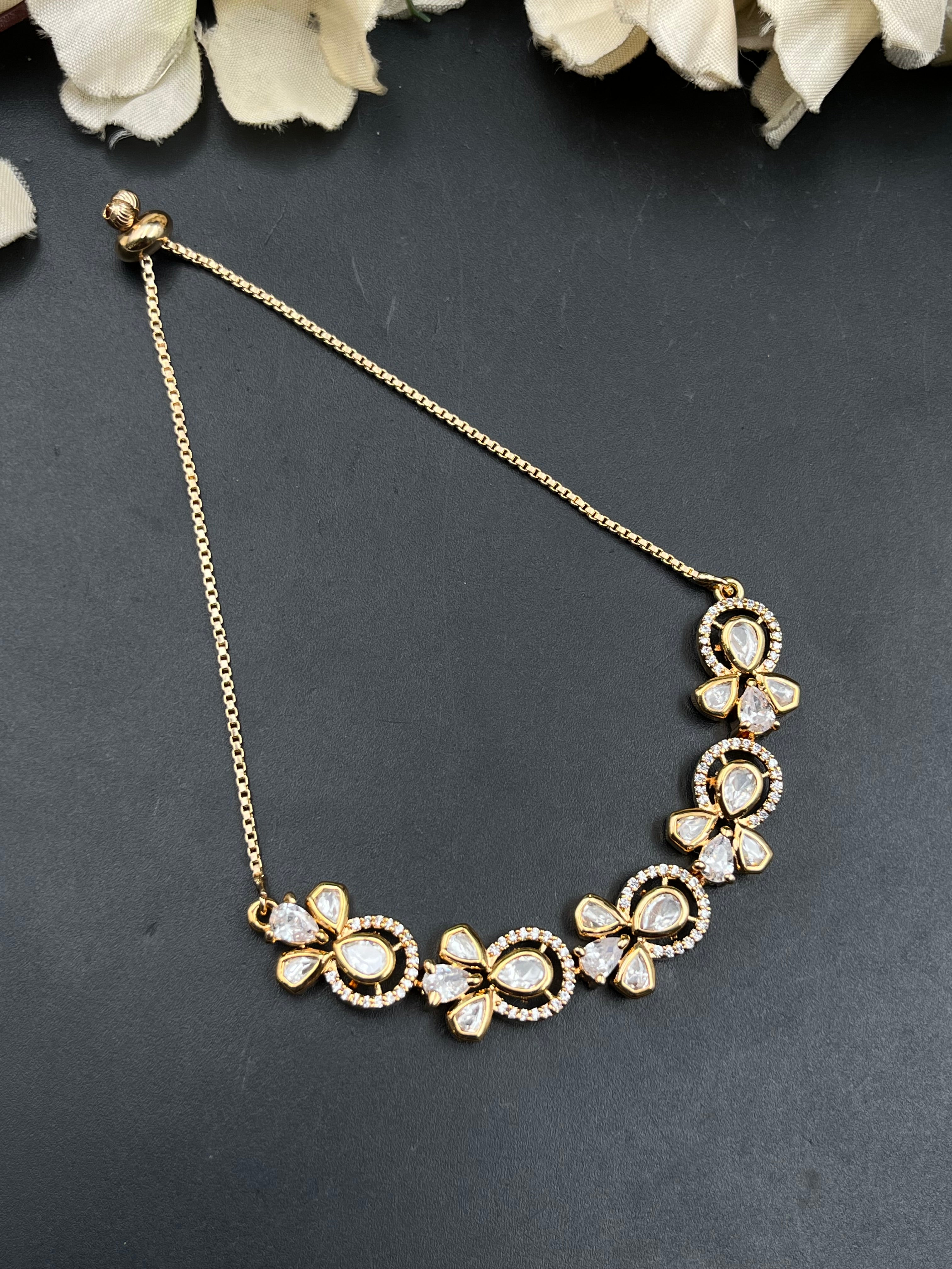 MOHARI BRACELET