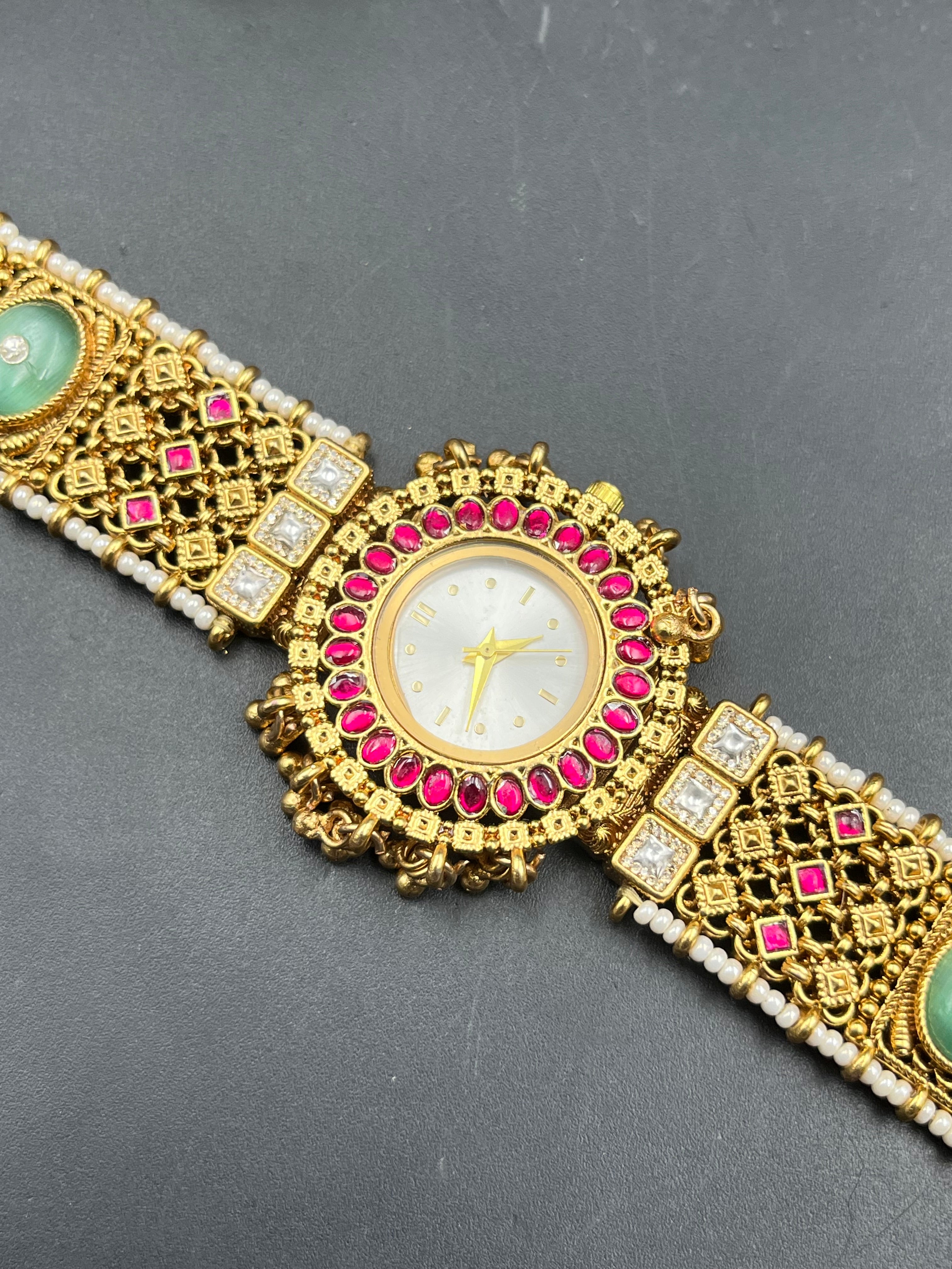 IZAM WATCH