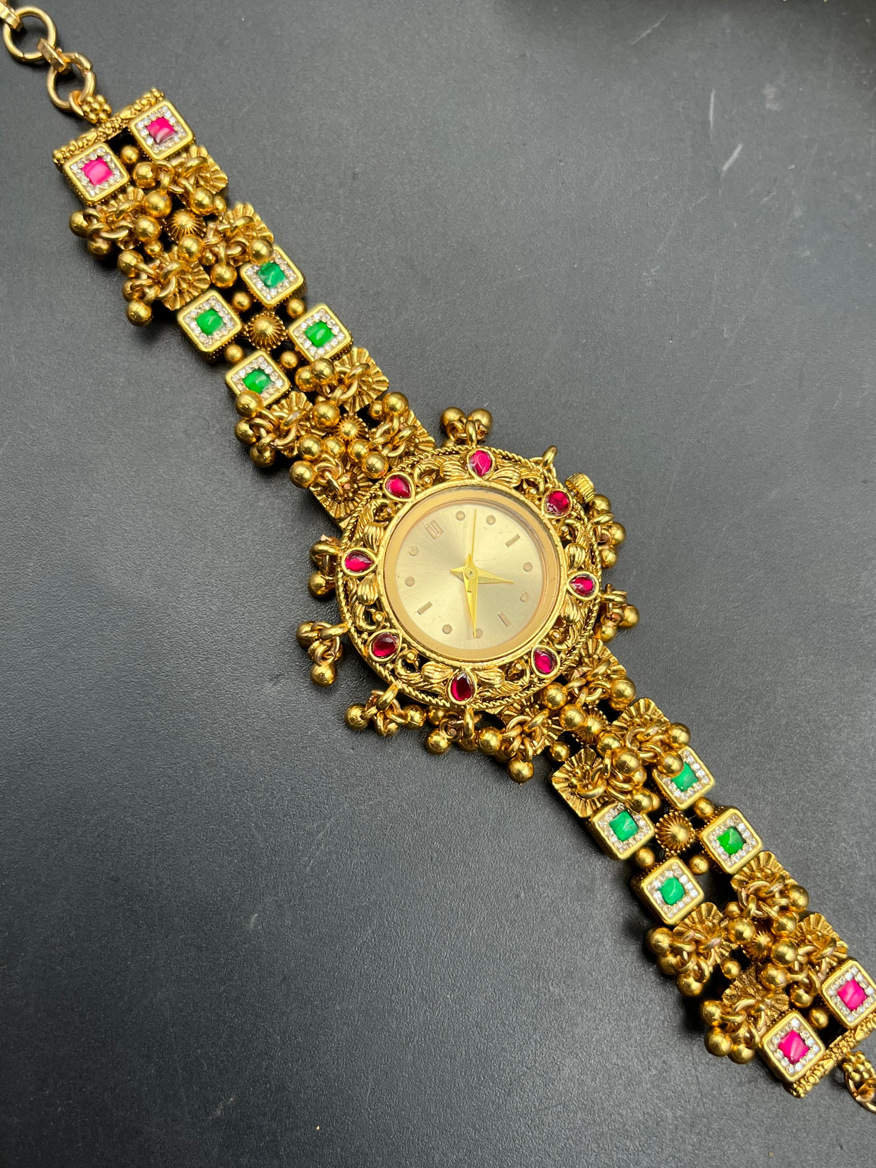 SILU WATCH
