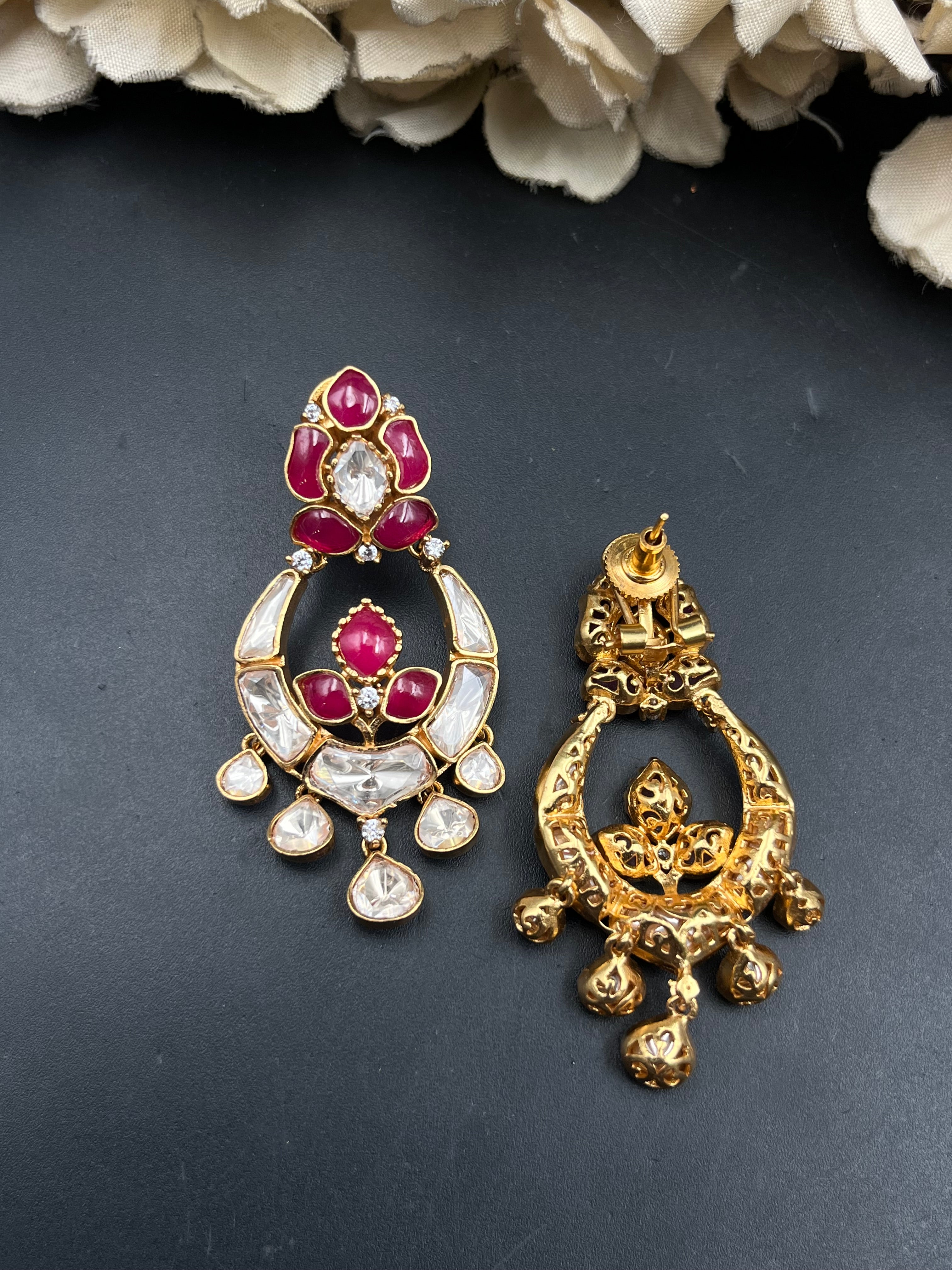NIRMLA EARRING