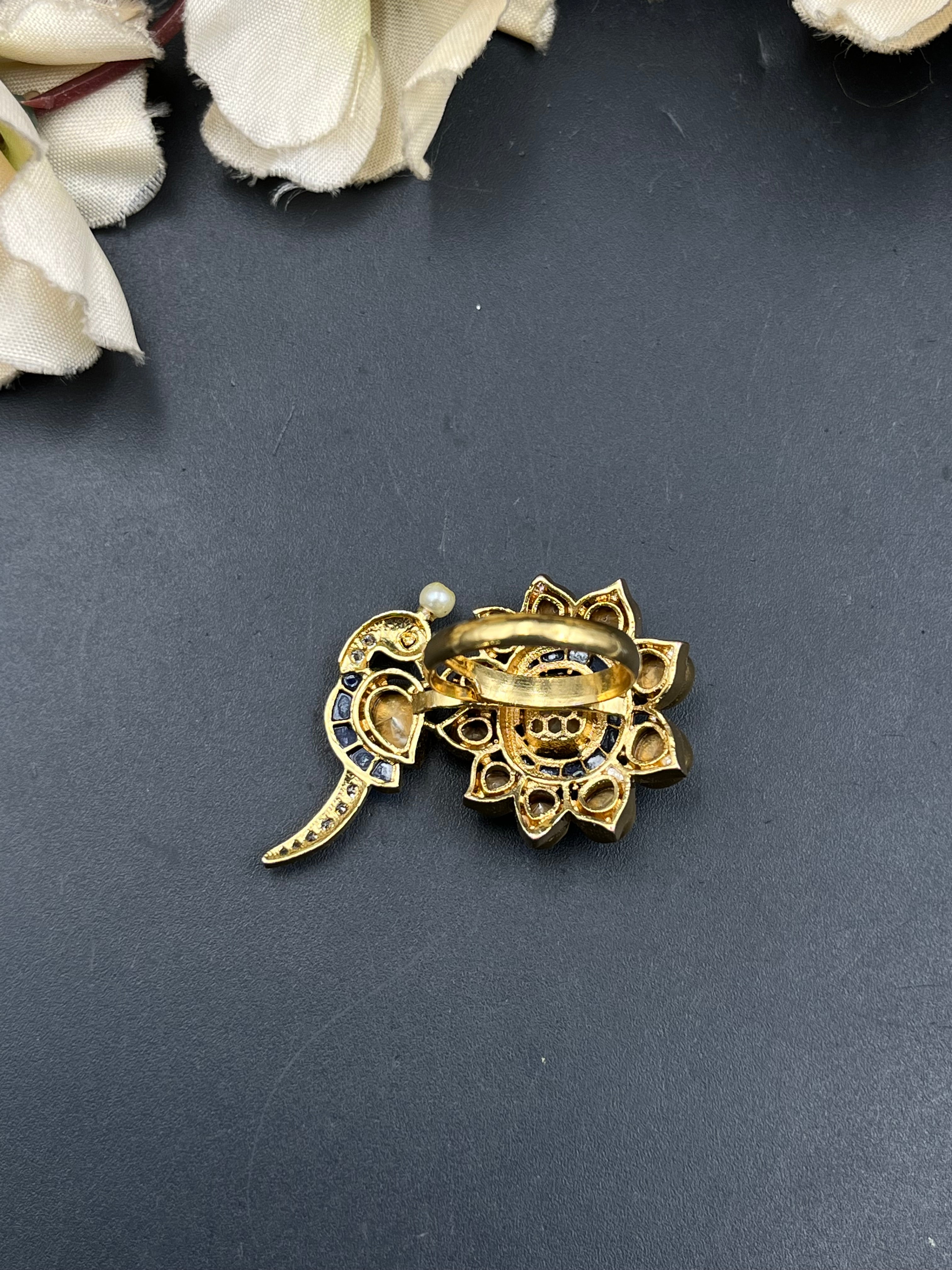TENU RING
