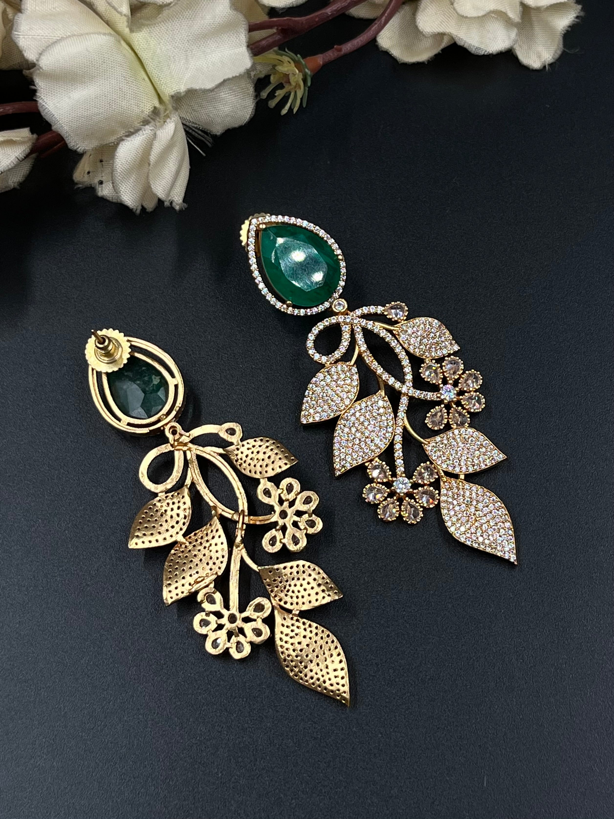 NOORAIN EARINGS